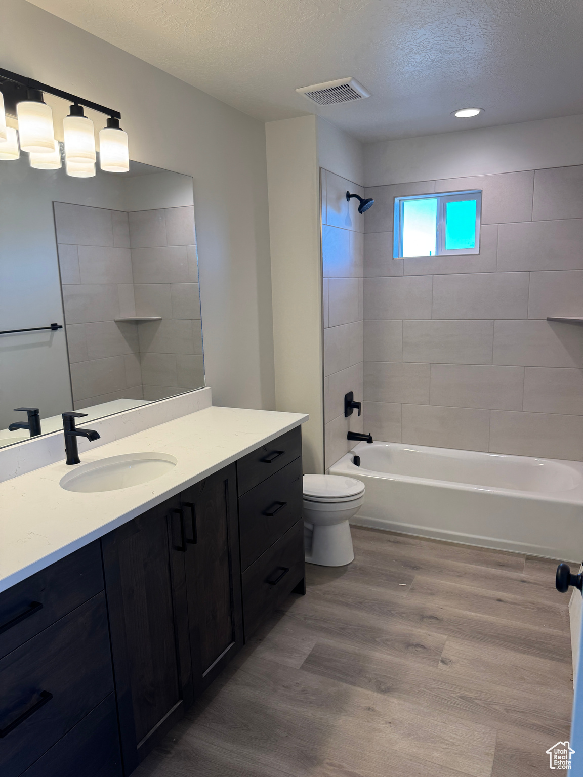 EASTSIDE VIEW - Residential