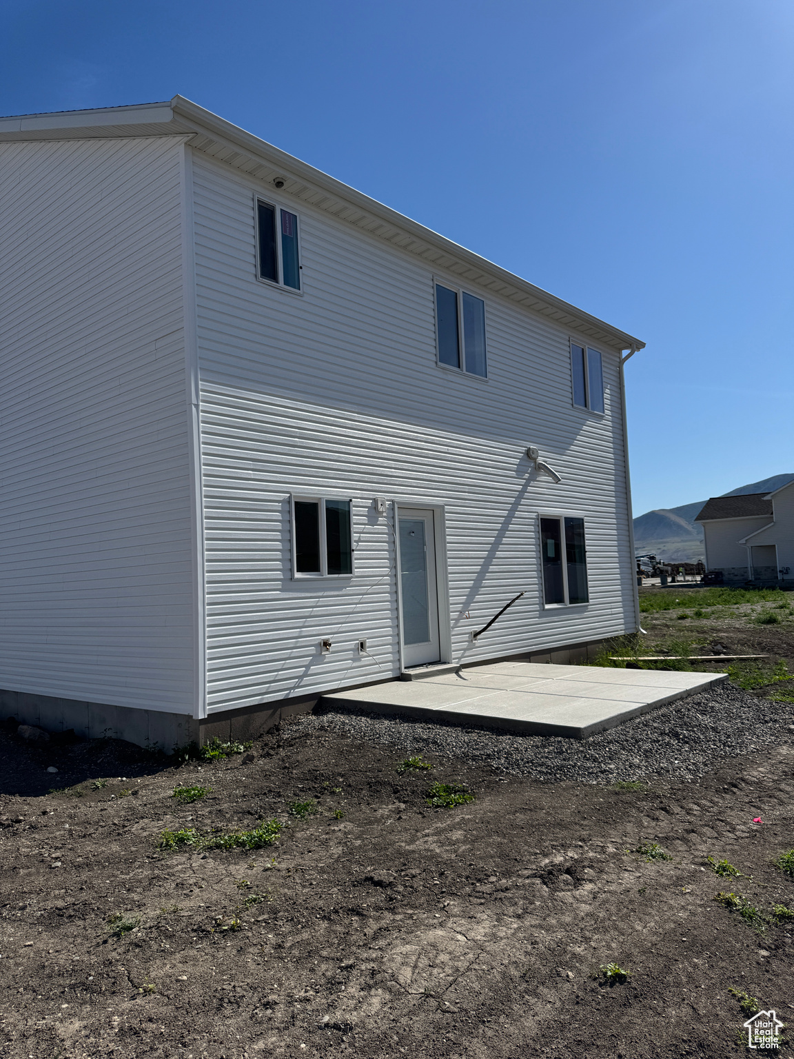 EASTSIDE VIEW - Residential