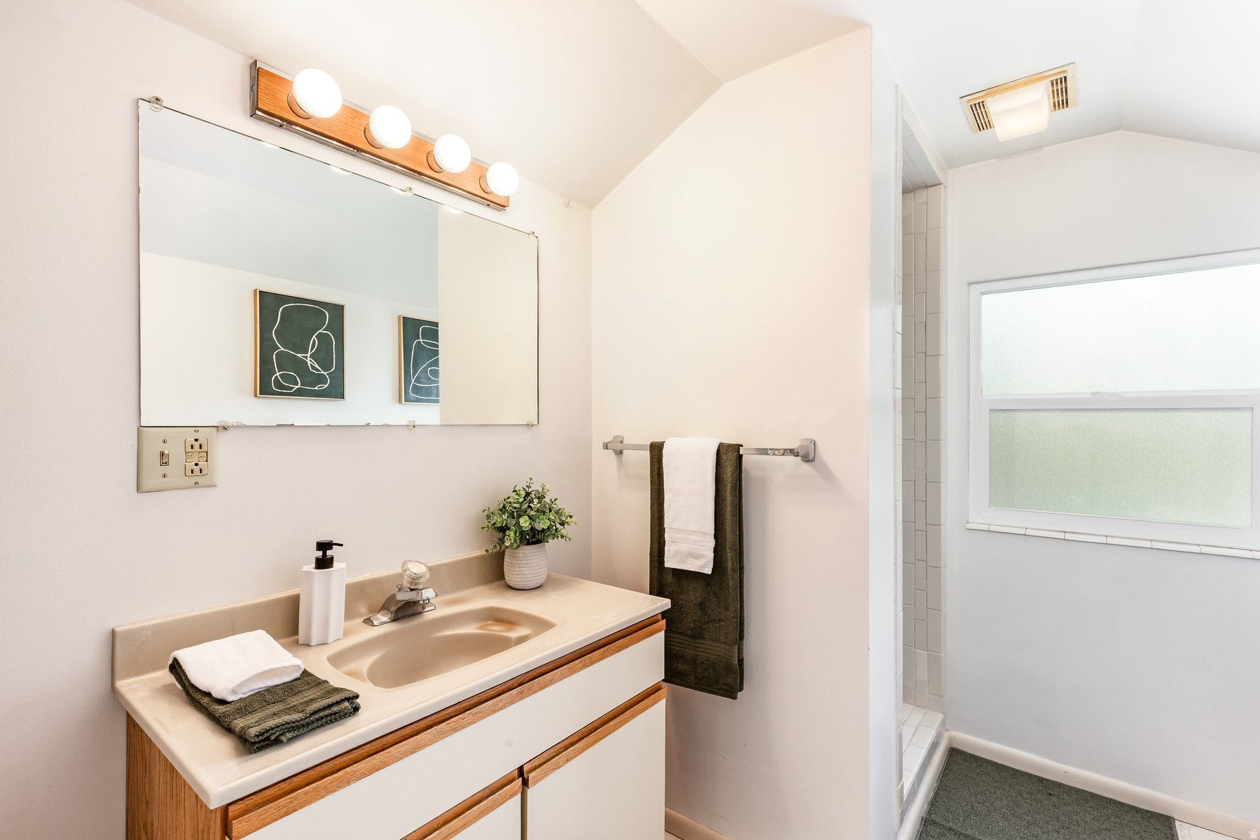 PARADISE ADD - Residential