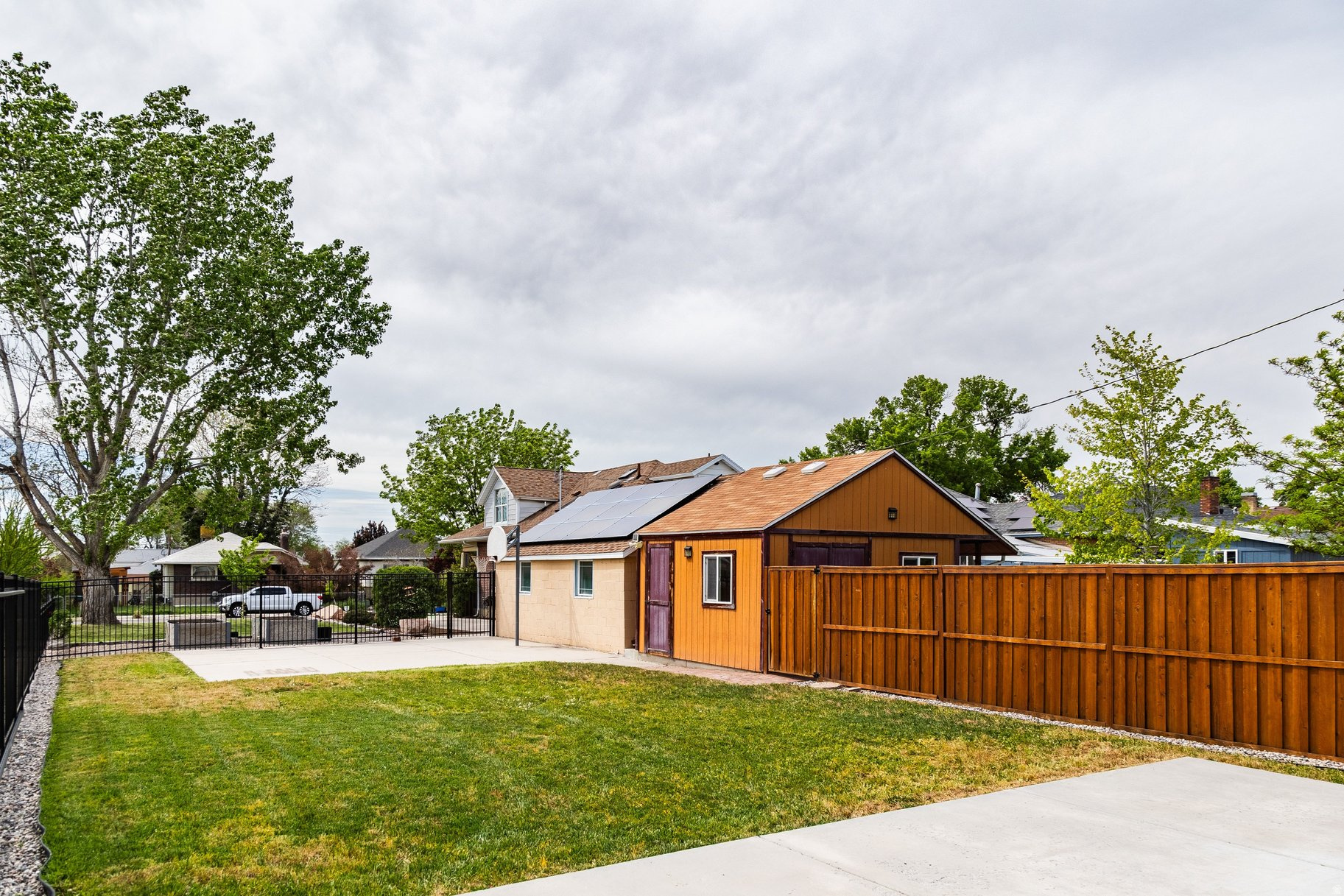 PARADISE ADD - Residential