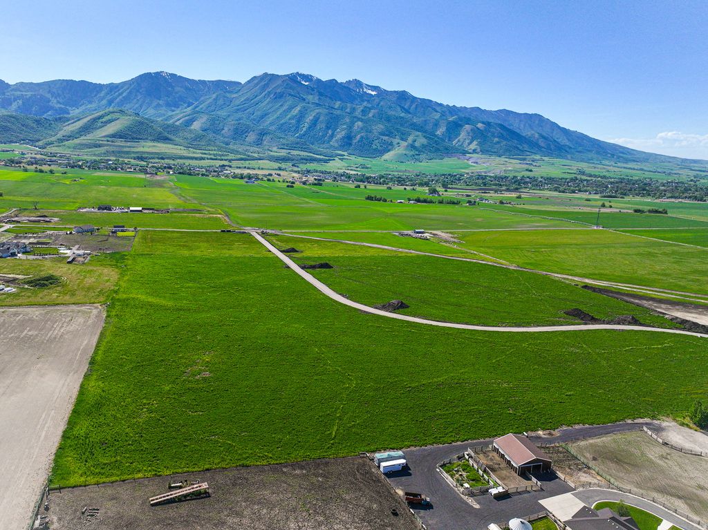 Photo of 2988 W 6500 S #10, Wellsville, UT 84339 (MLS # 2157888)