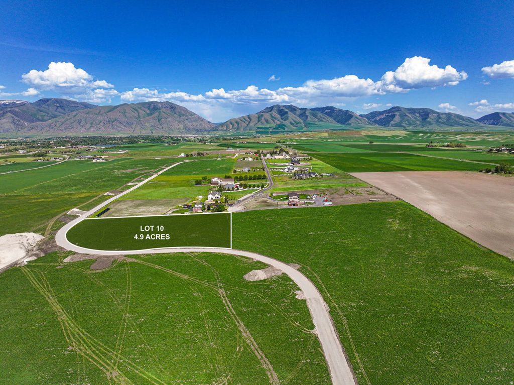 Photo of 2988 W 6500 S #10, Wellsville, UT 84339 (MLS # 2157888)