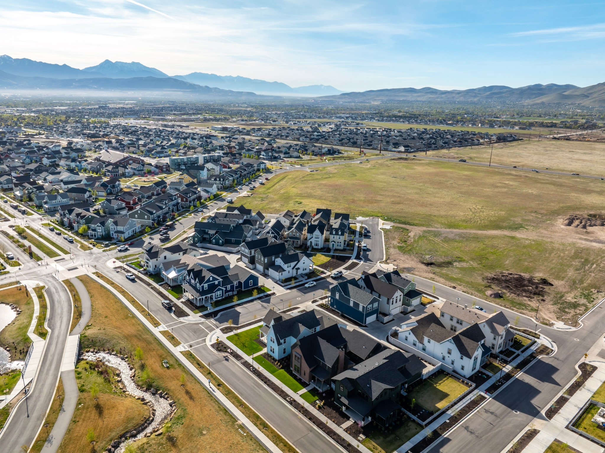 DAYBREAK - Residential