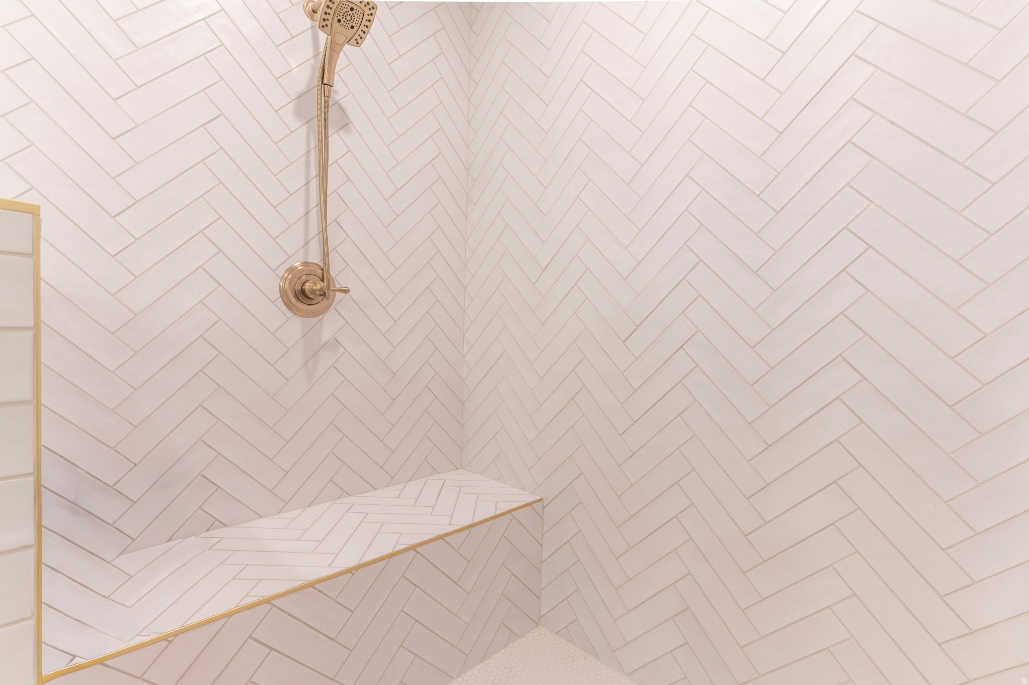 DAYBREAK - Residential