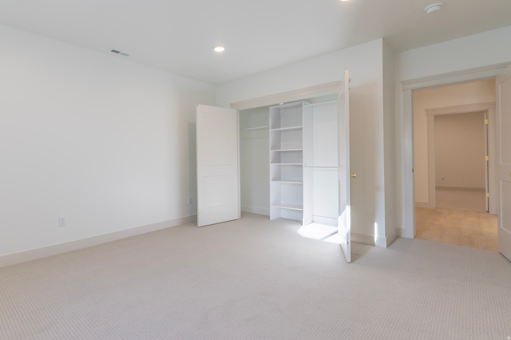 DAYBREAK - Residential