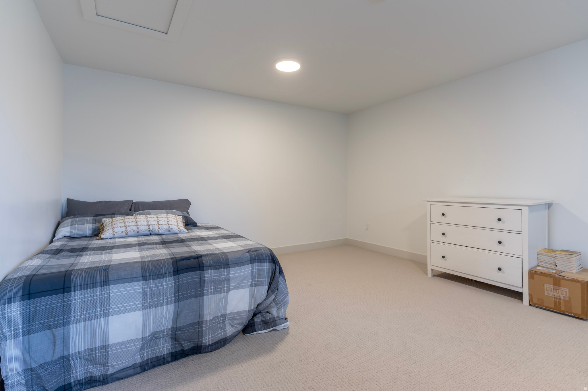 DAYBREAK - Residential