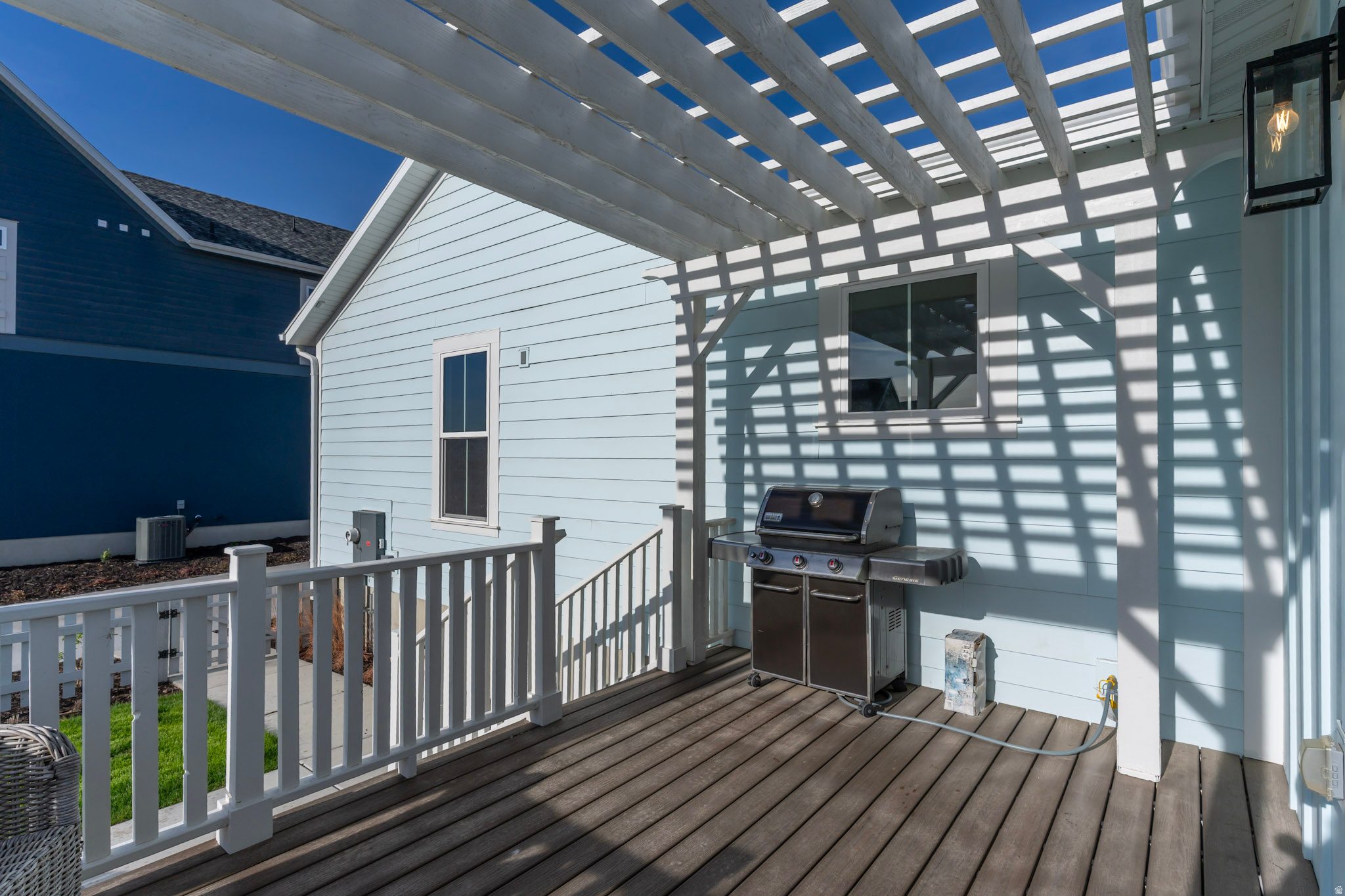 DAYBREAK - Residential