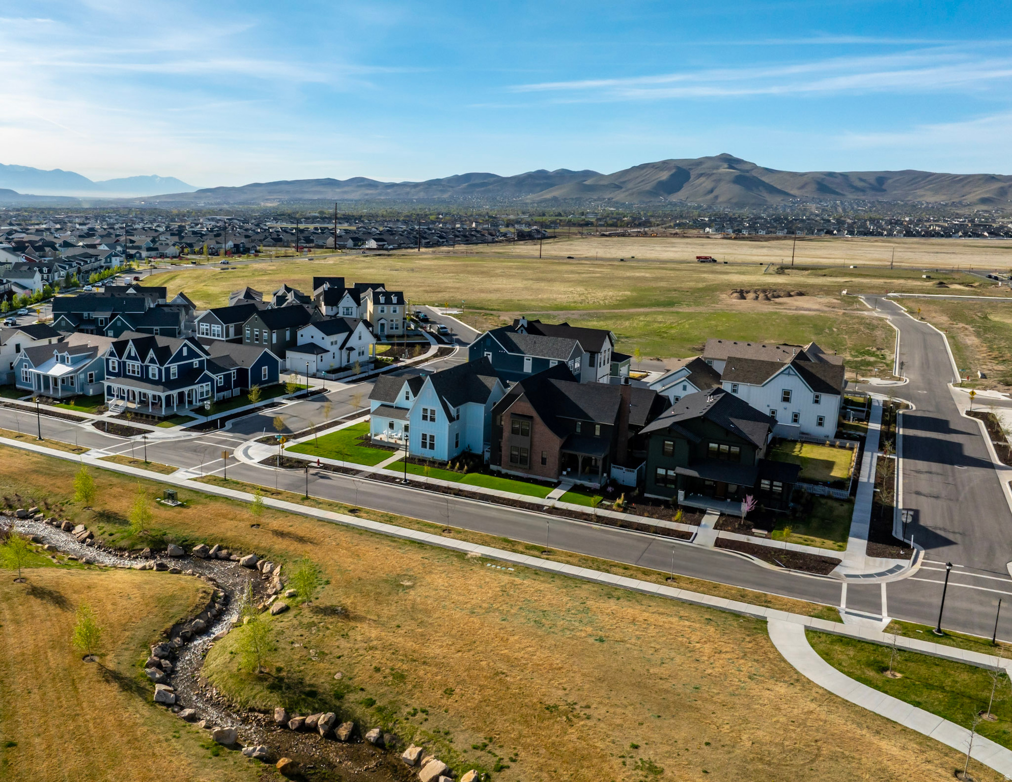 DAYBREAK - Residential