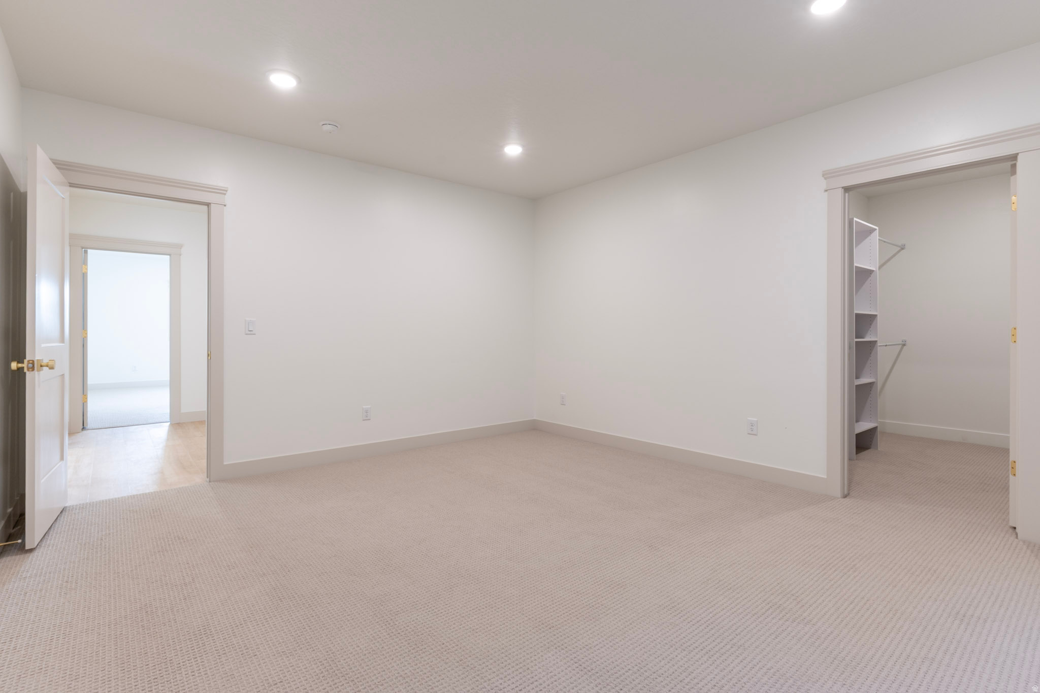 DAYBREAK - Residential