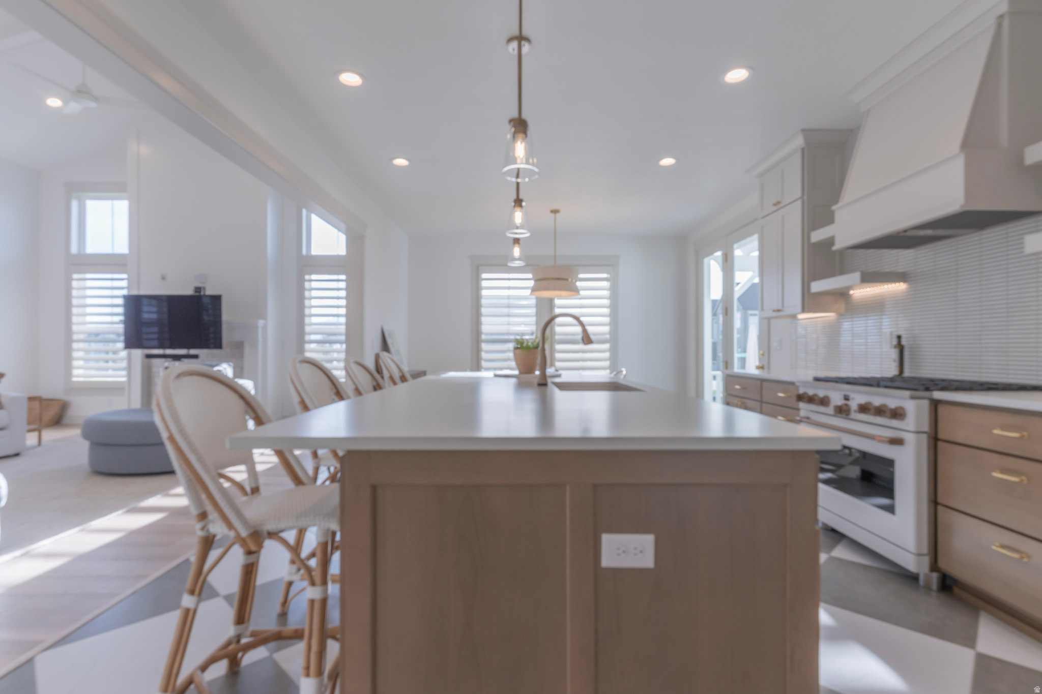 DAYBREAK - Residential