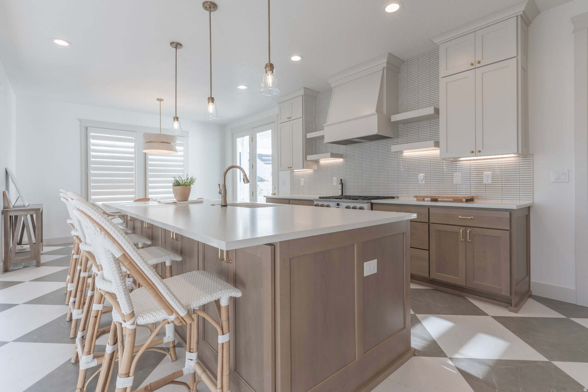 DAYBREAK - Residential