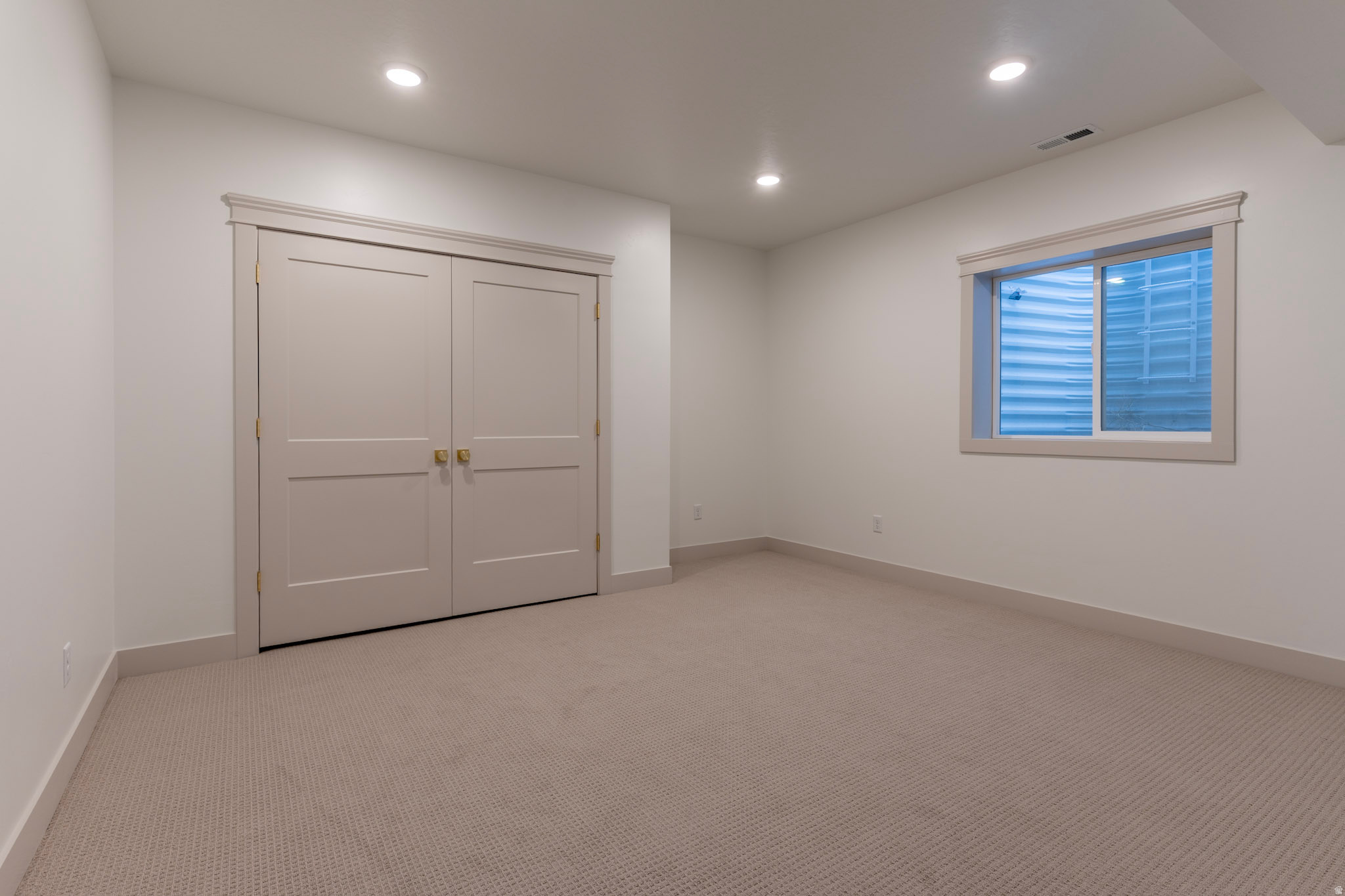 DAYBREAK - Residential