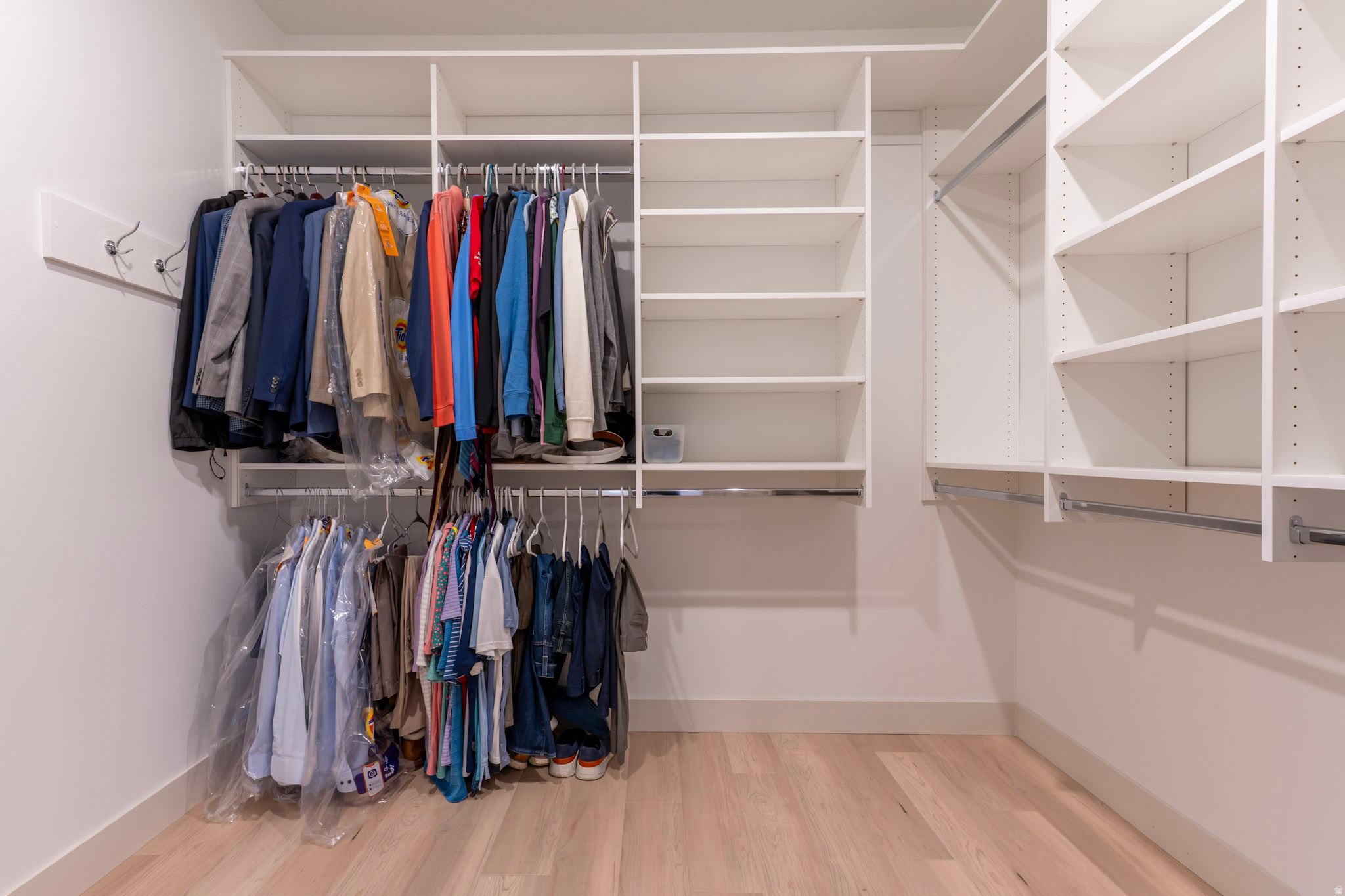 DAYBREAK - Residential