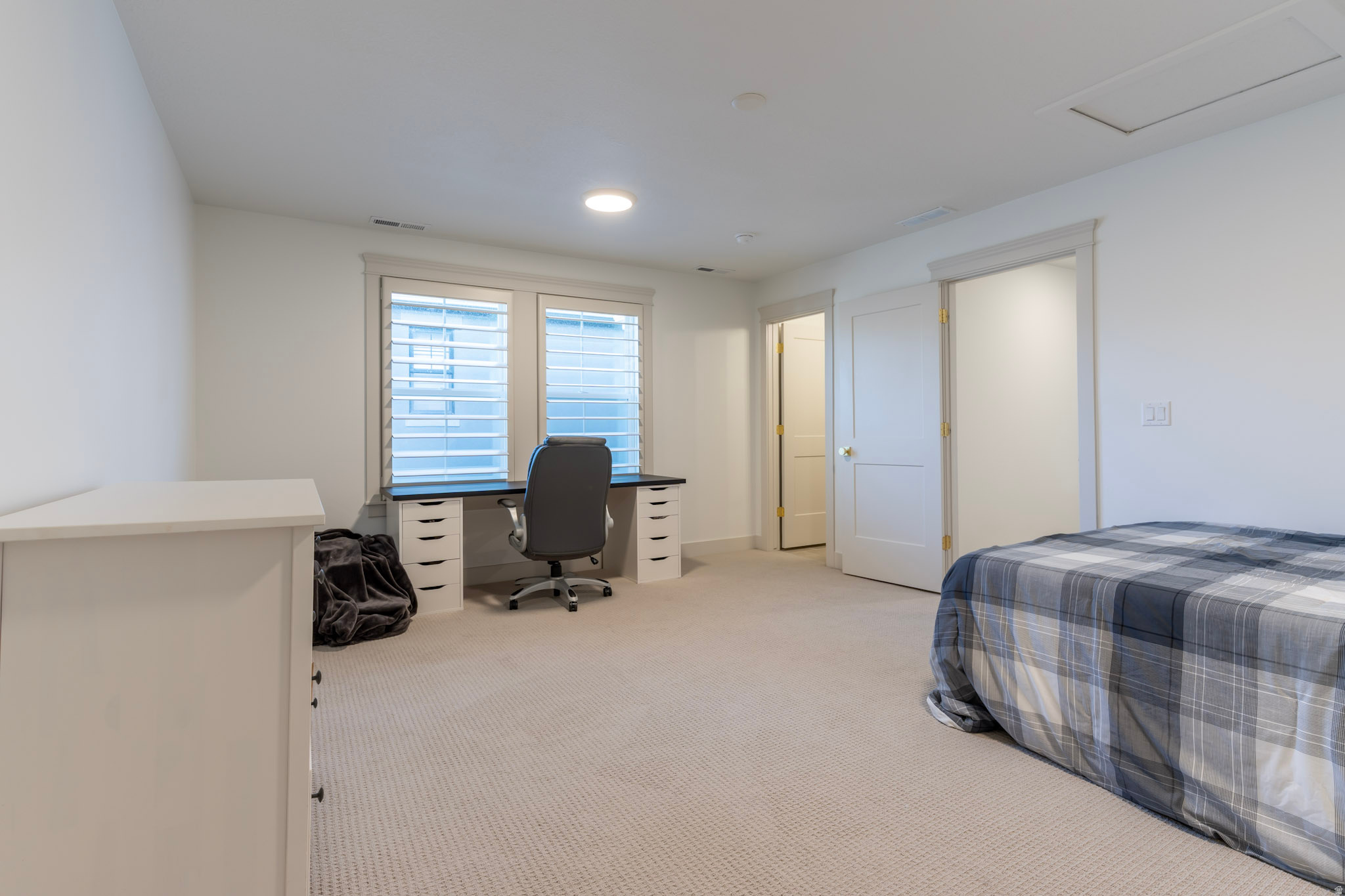 DAYBREAK - Residential