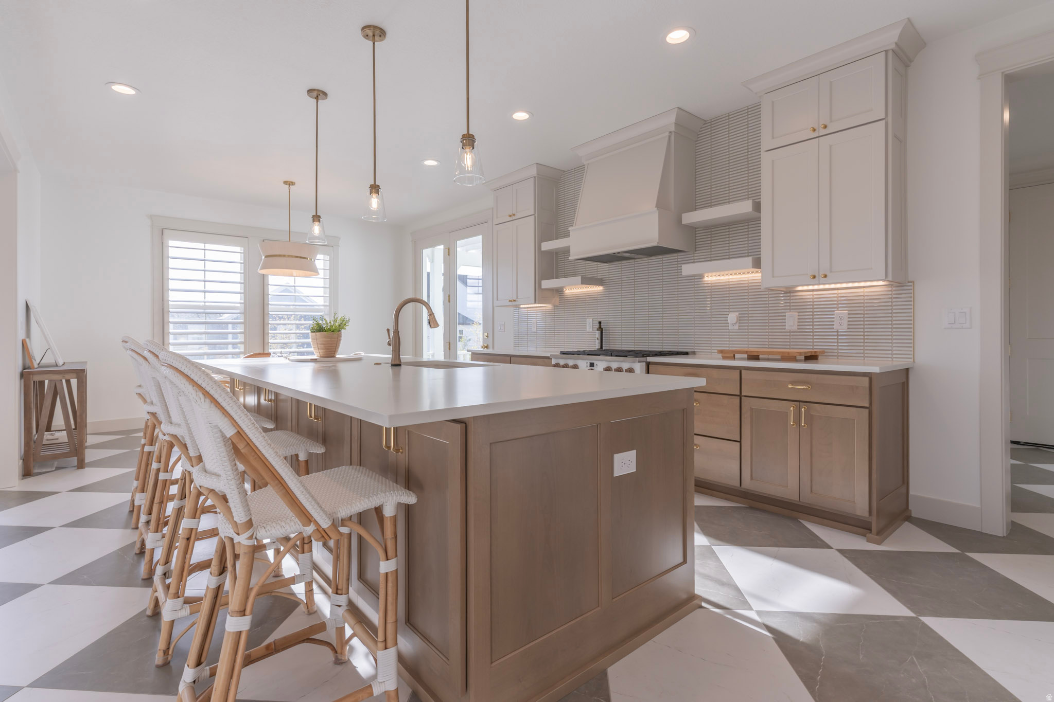 DAYBREAK - Residential