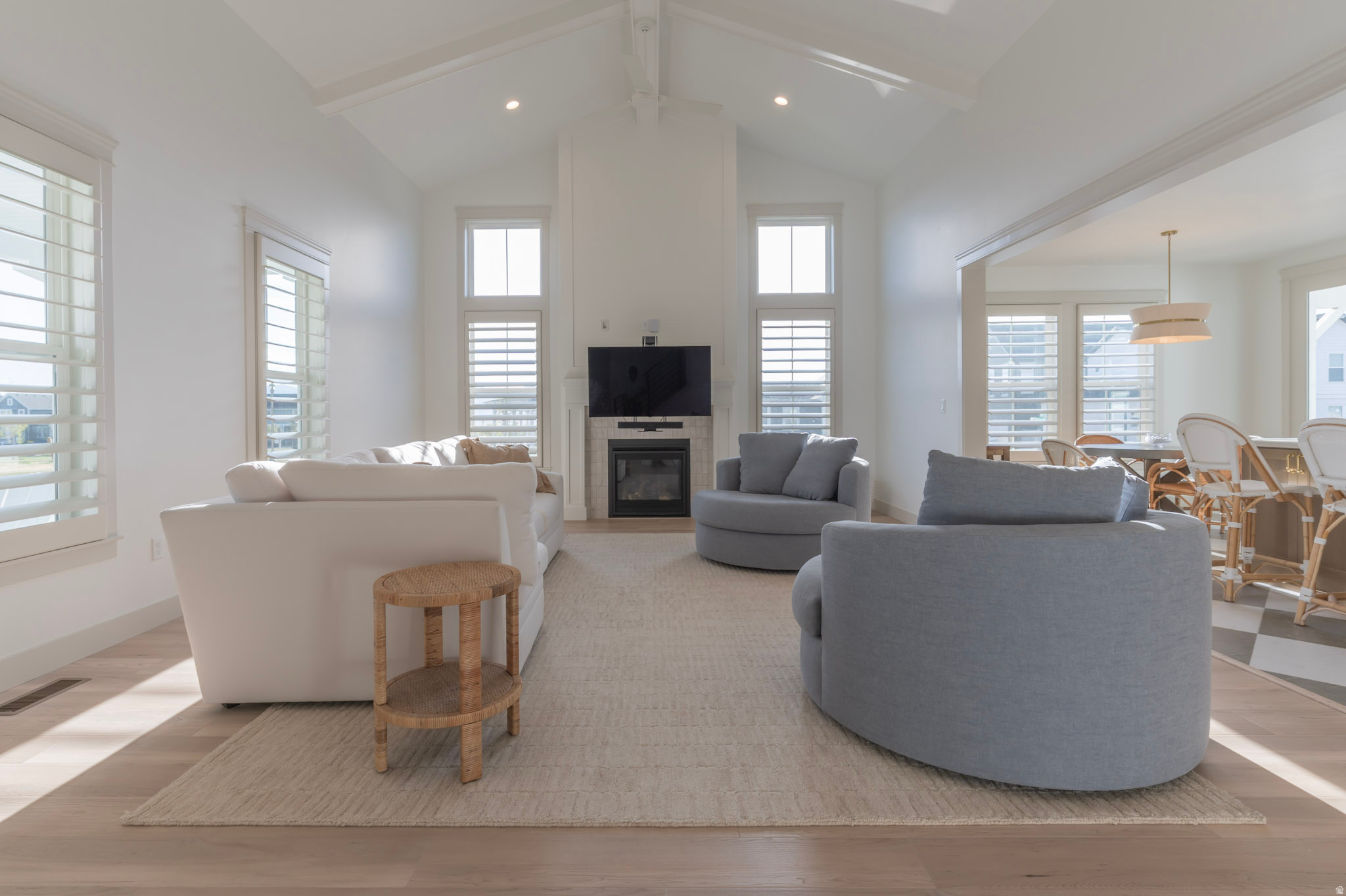 DAYBREAK - Residential