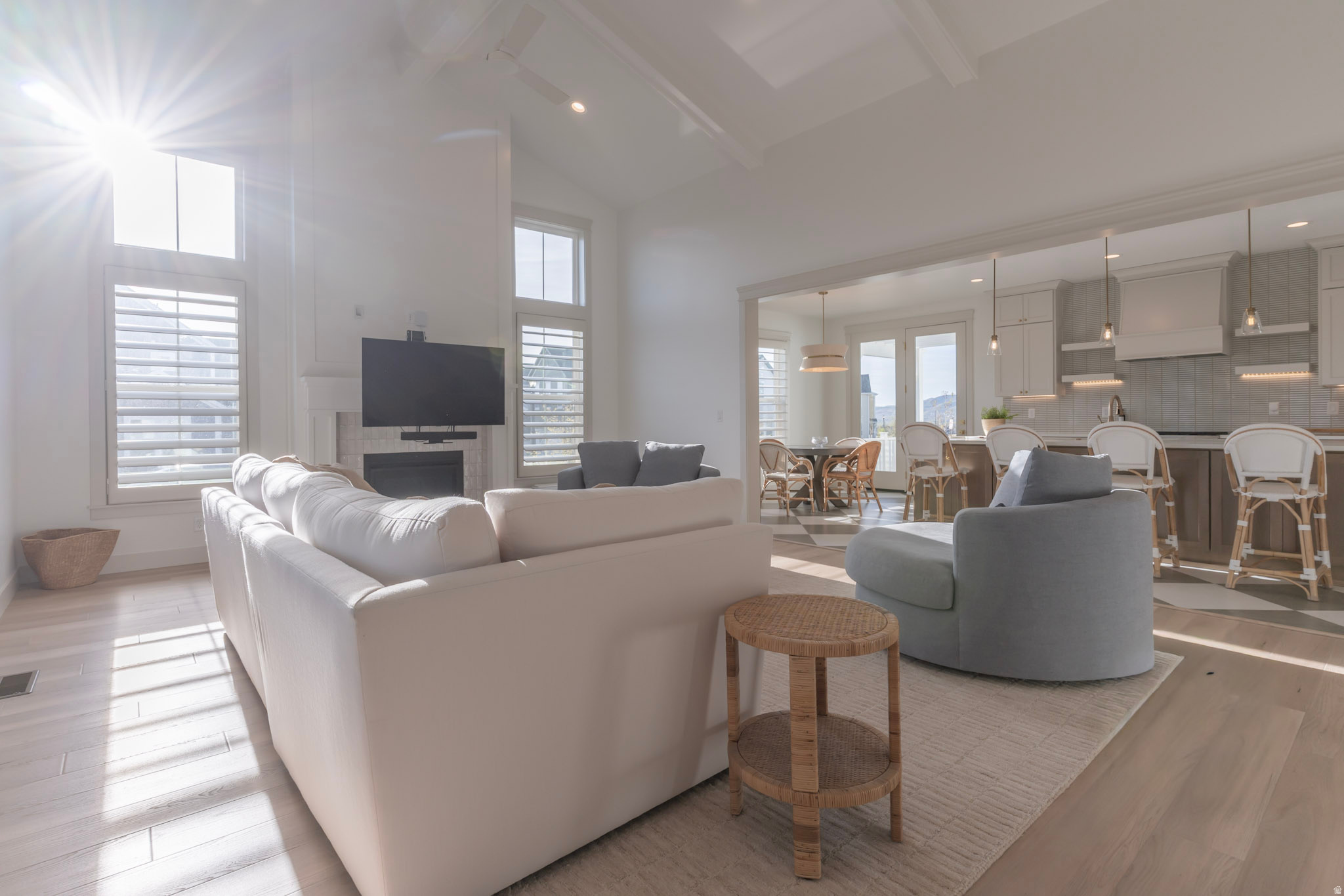 DAYBREAK - Residential