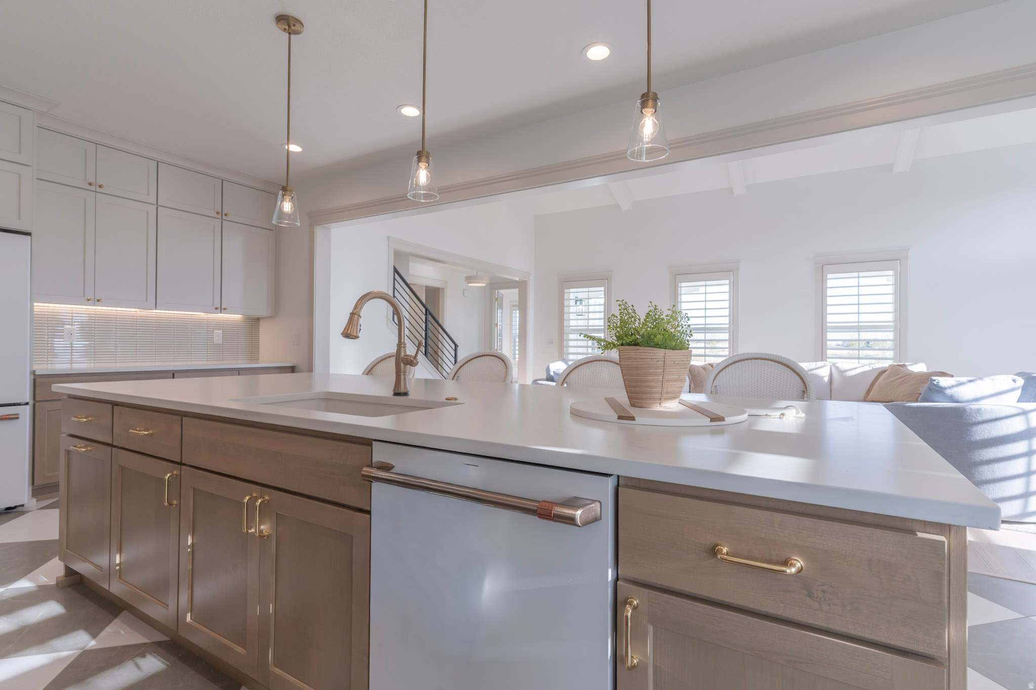 DAYBREAK - Residential