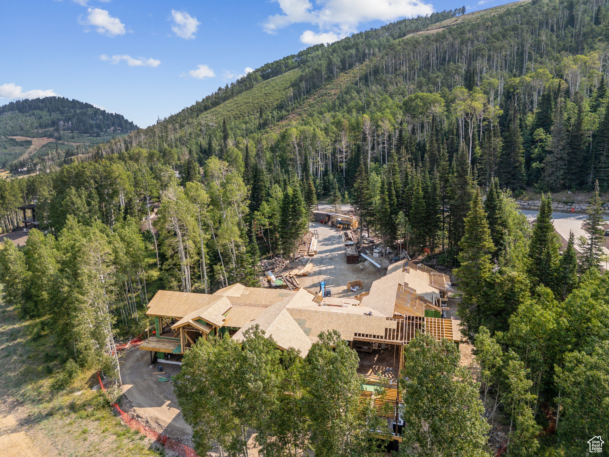 COLONY AT WHITE PINE CANYON - Residential
