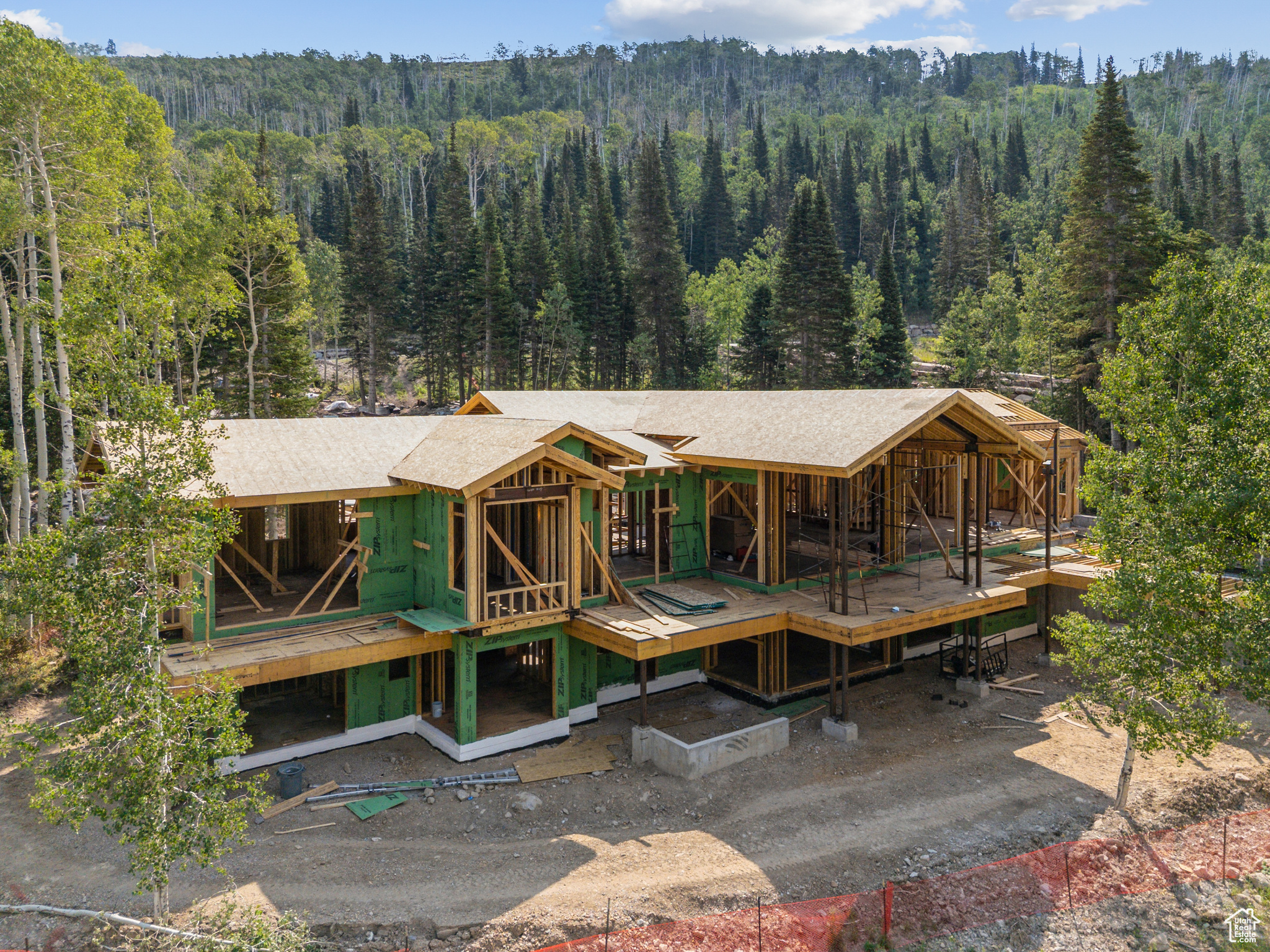COLONY AT WHITE PINE CANYON - Residential