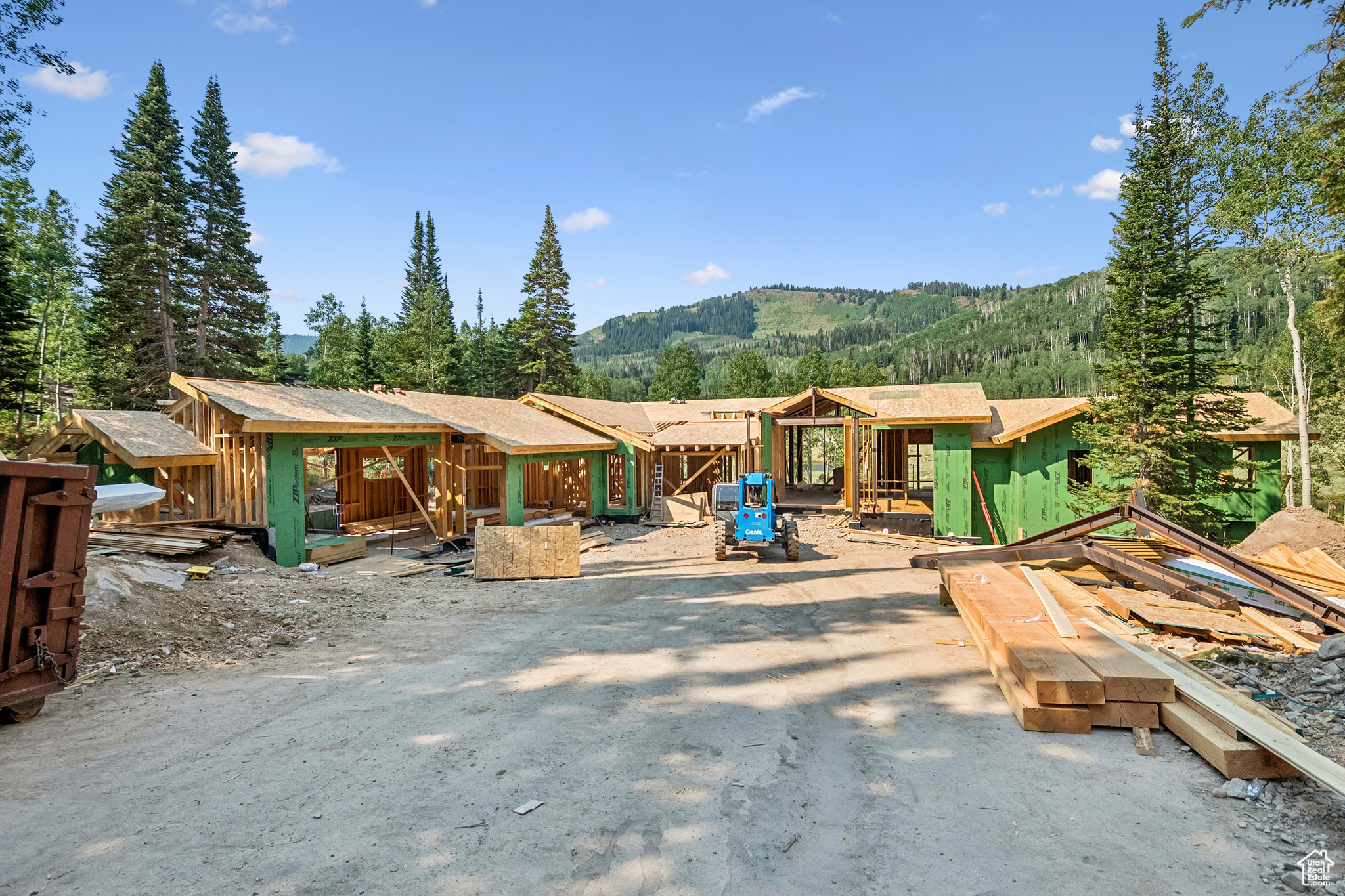 COLONY AT WHITE PINE CANYON - Residential