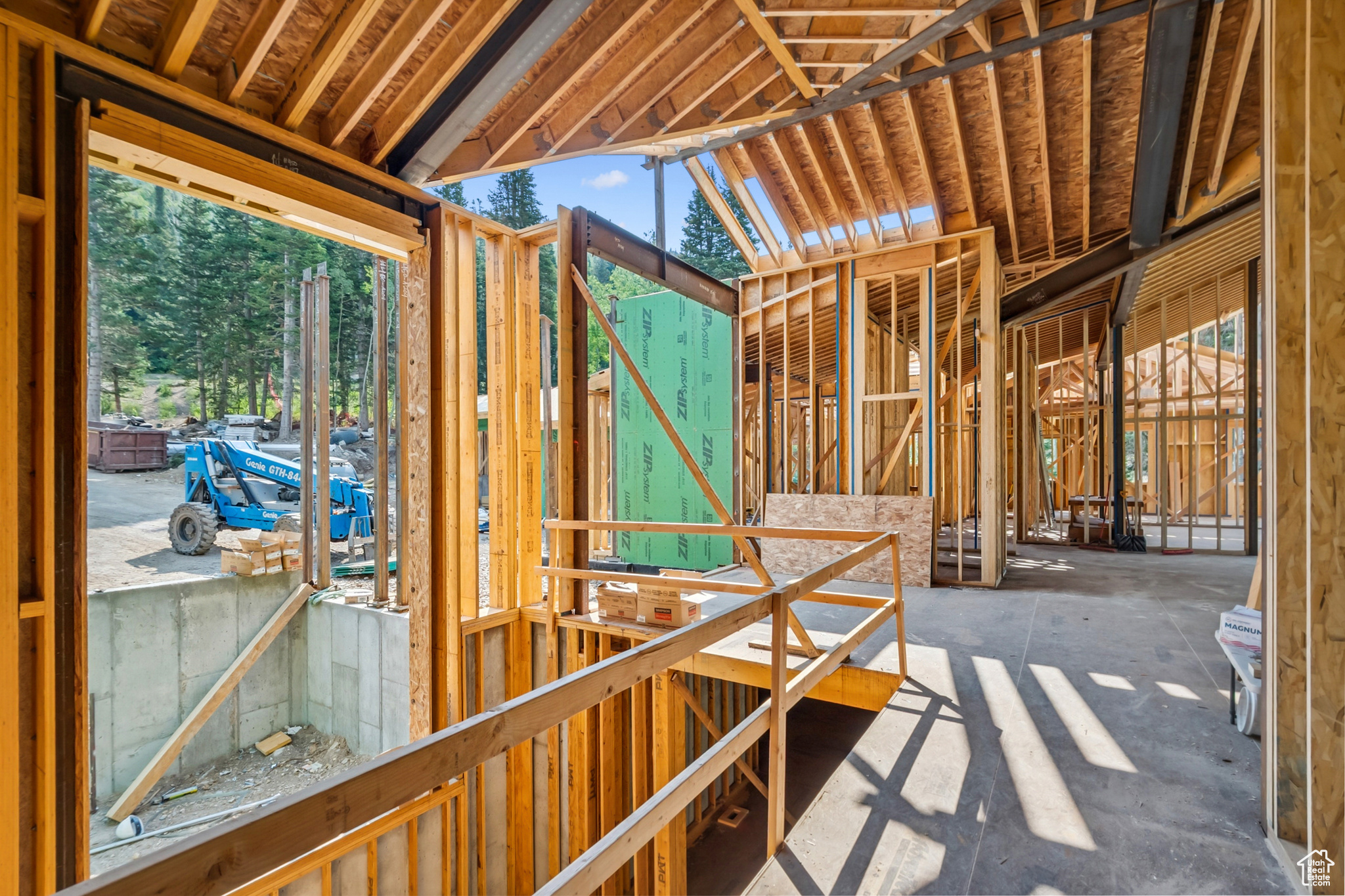 COLONY AT WHITE PINE CANYON - Residential