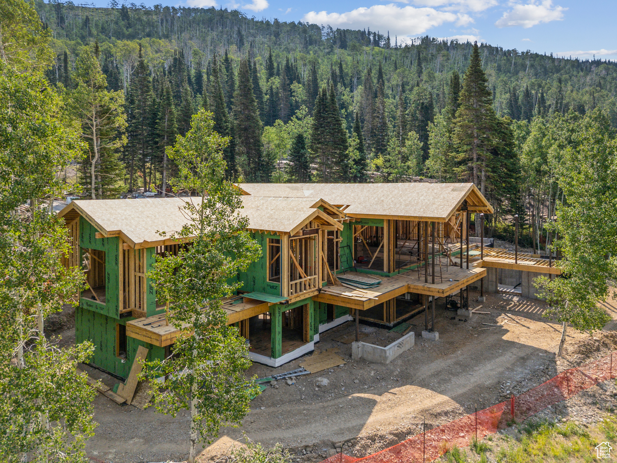 COLONY AT WHITE PINE CANYON - Residential