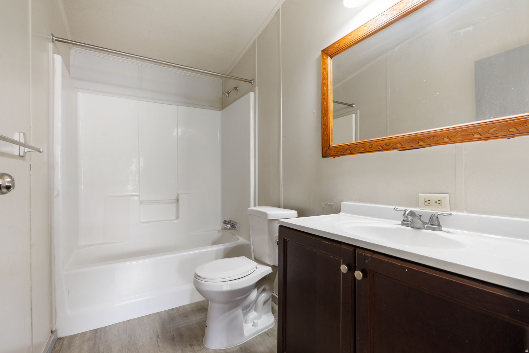 PINE HOLLOW ESTATES - Residential