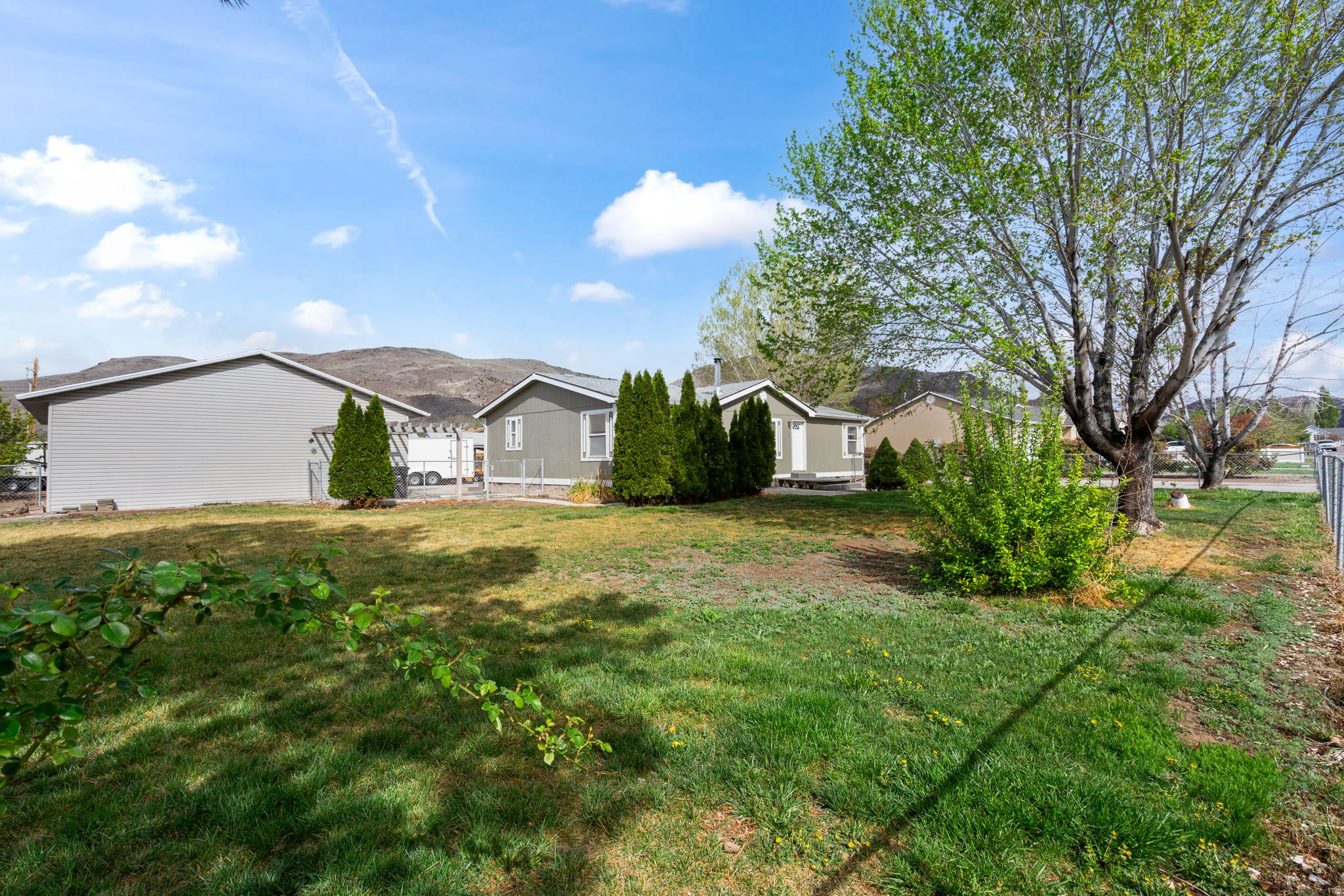 PINE HOLLOW ESTATES - Residential