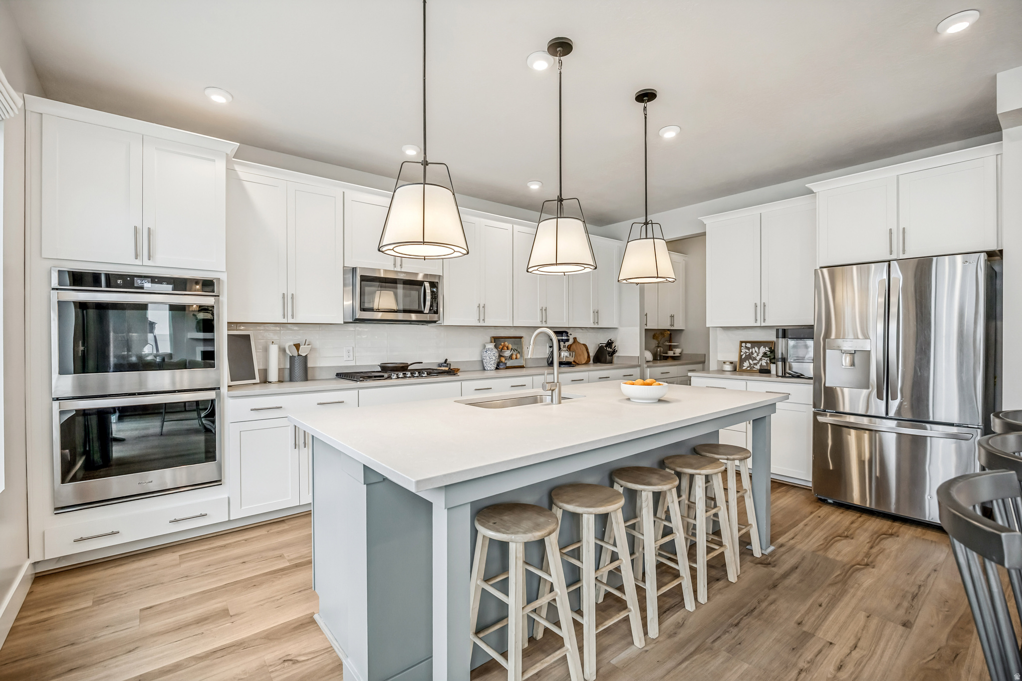 EDGEWATER PARK - Residential