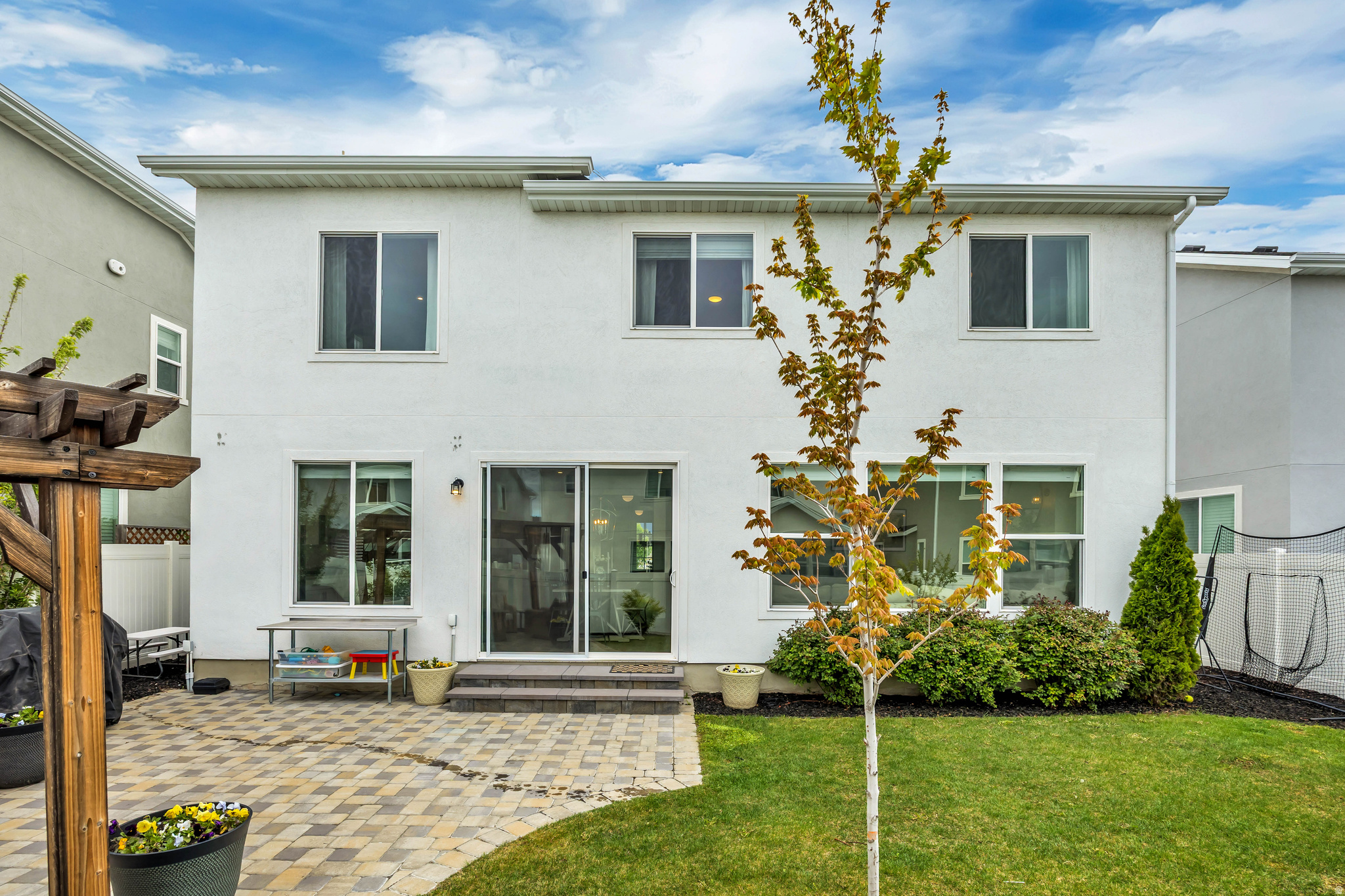 EDGEWATER PARK - Residential