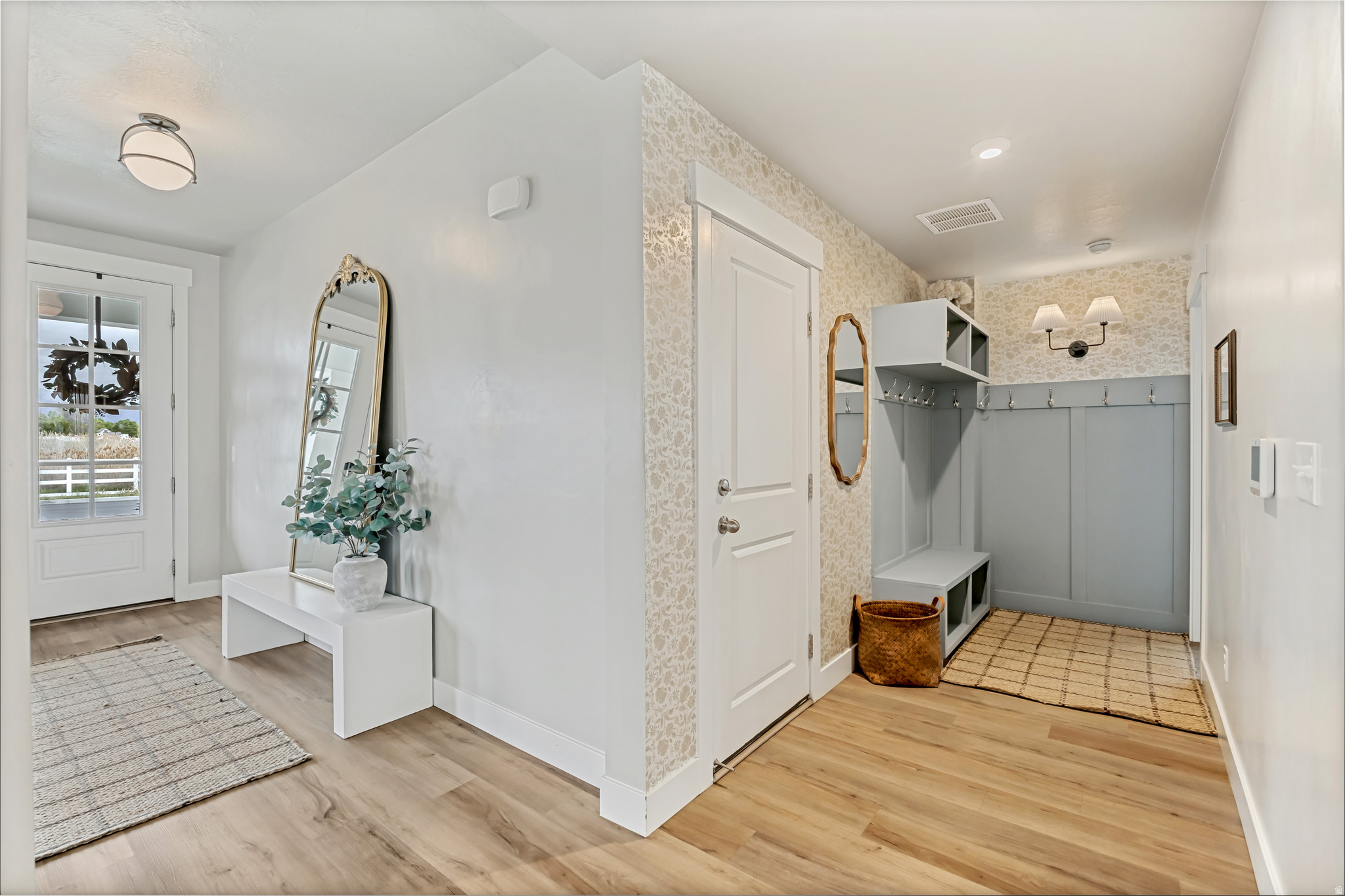 EDGEWATER PARK - Residential