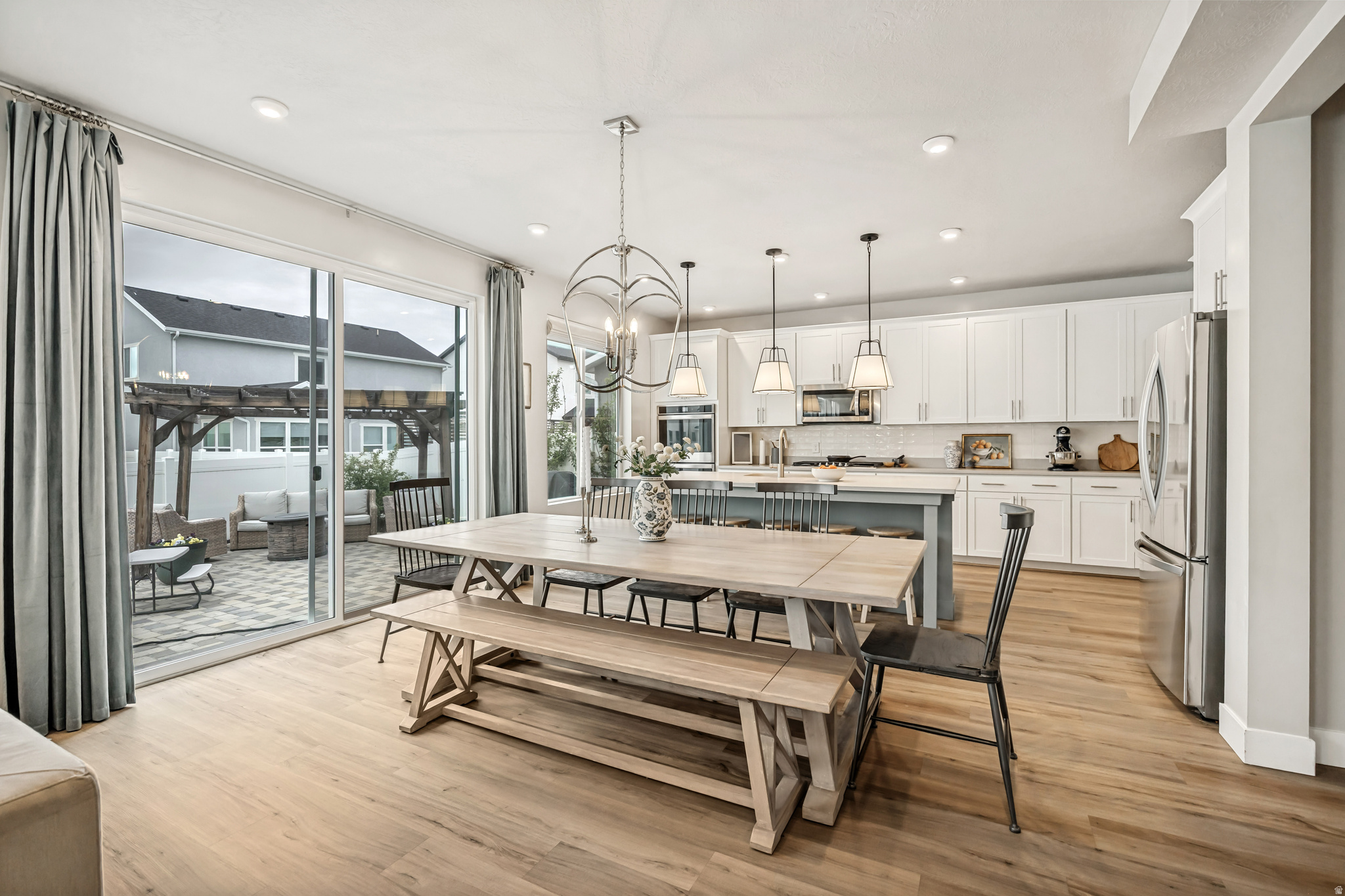 EDGEWATER PARK - Residential