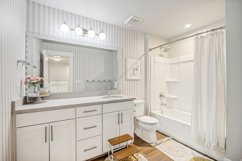 Tiny photo for 3092 S EDGEWATER CV, Syracuse, UT 84075 (MLS # 2153261)