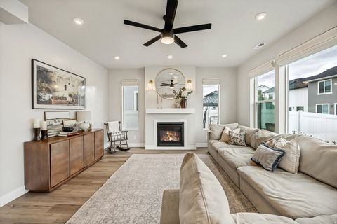 Tiny photo for 3092 S EDGEWATER CV, Syracuse, UT 84075 (MLS # 2153261)