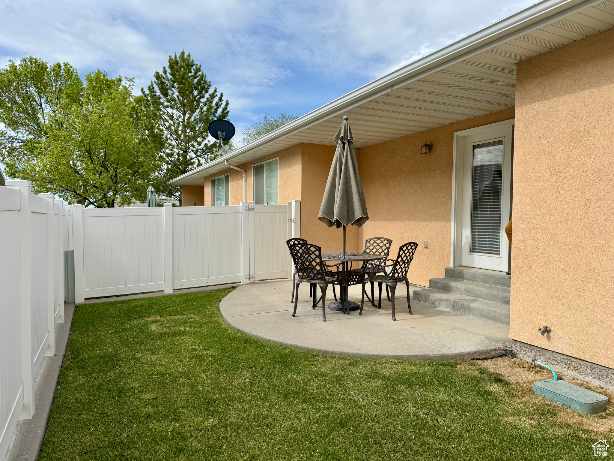 TOPAZ TOWNHOMES - Residential