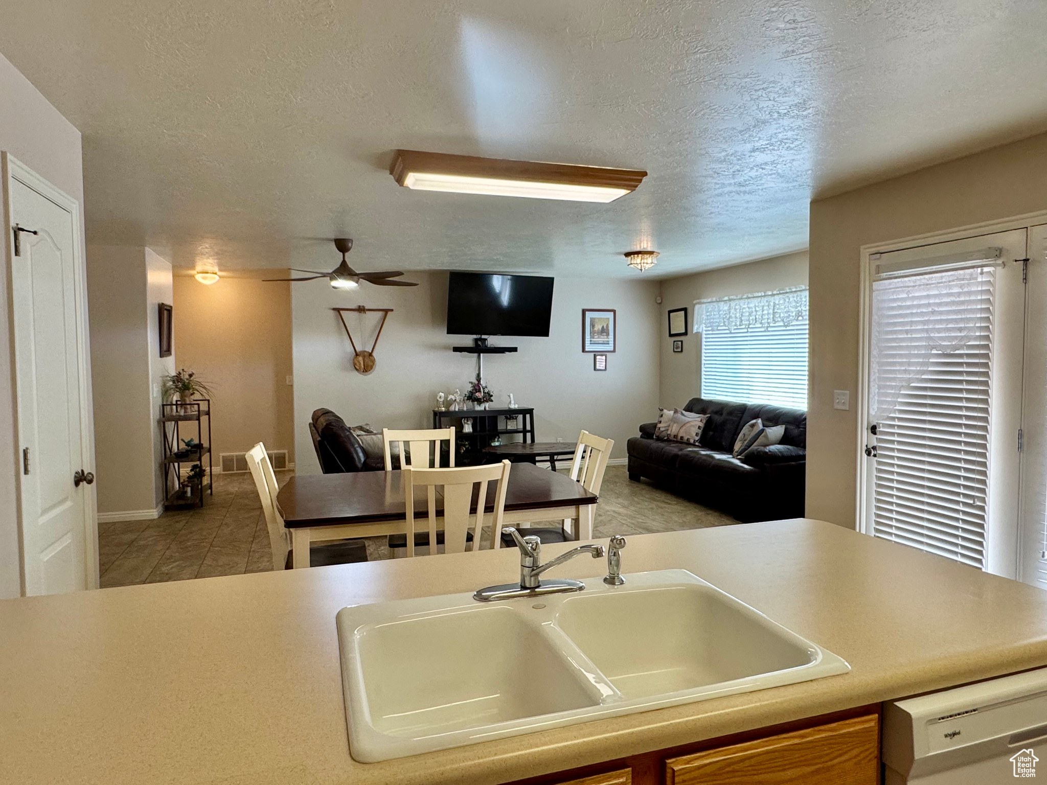 TOPAZ TOWNHOMES - Residential