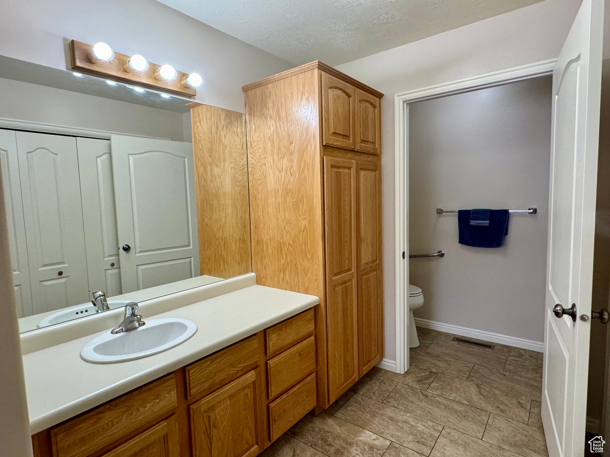 TOPAZ TOWNHOMES - Residential