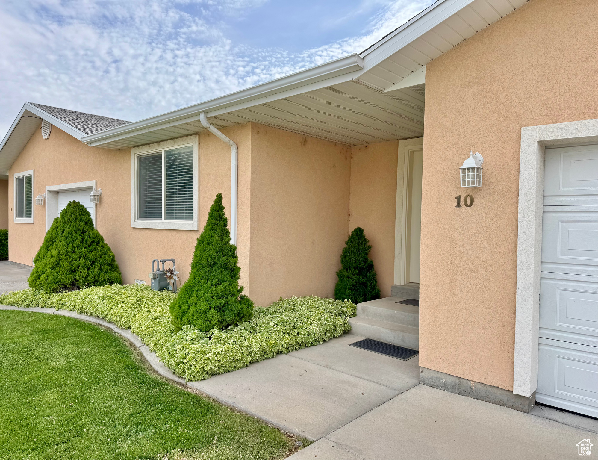 TOPAZ TOWNHOMES - Residential