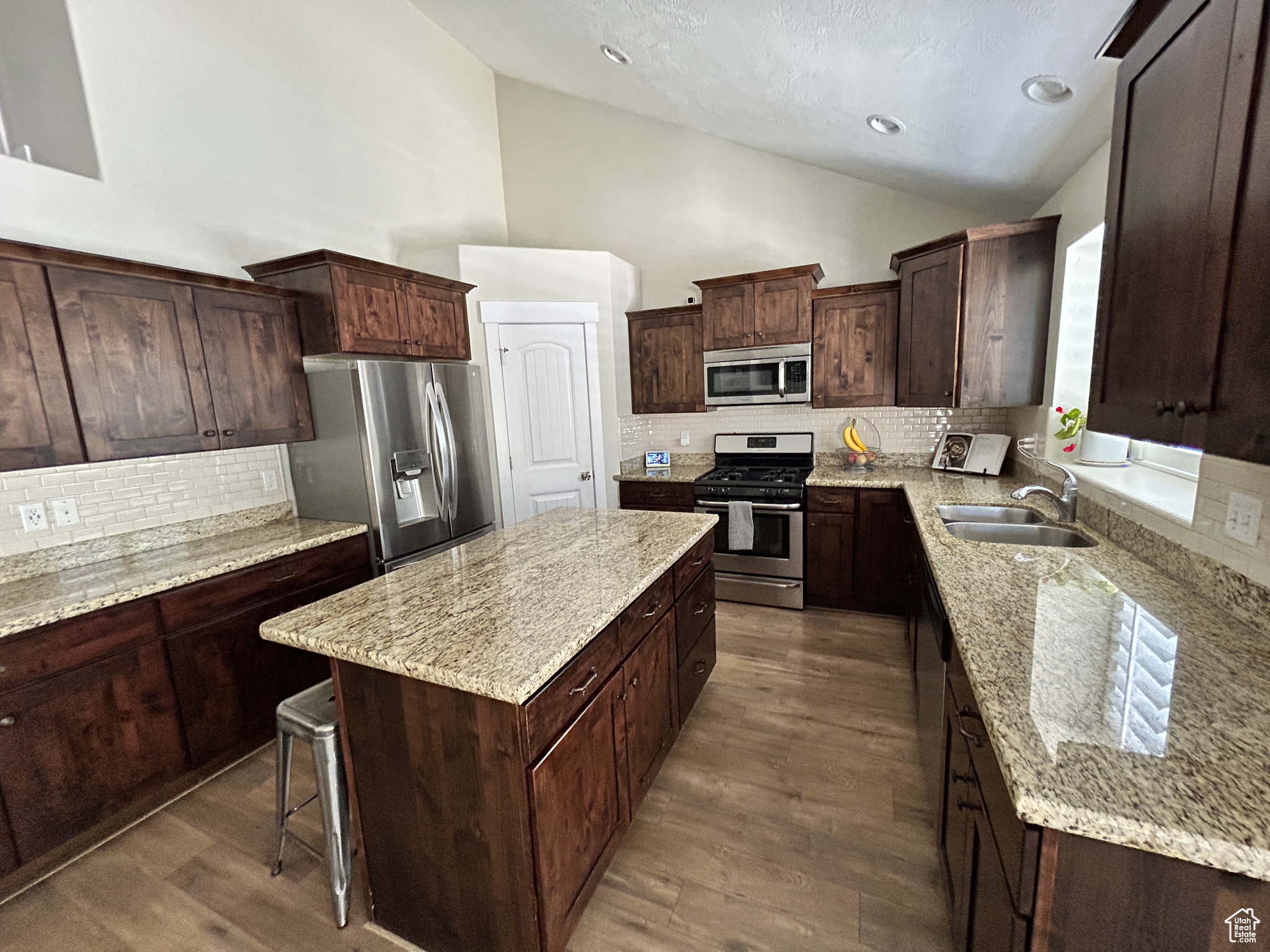 10124 S Autumn Breeze Ln, South Jordan, Utah image 9