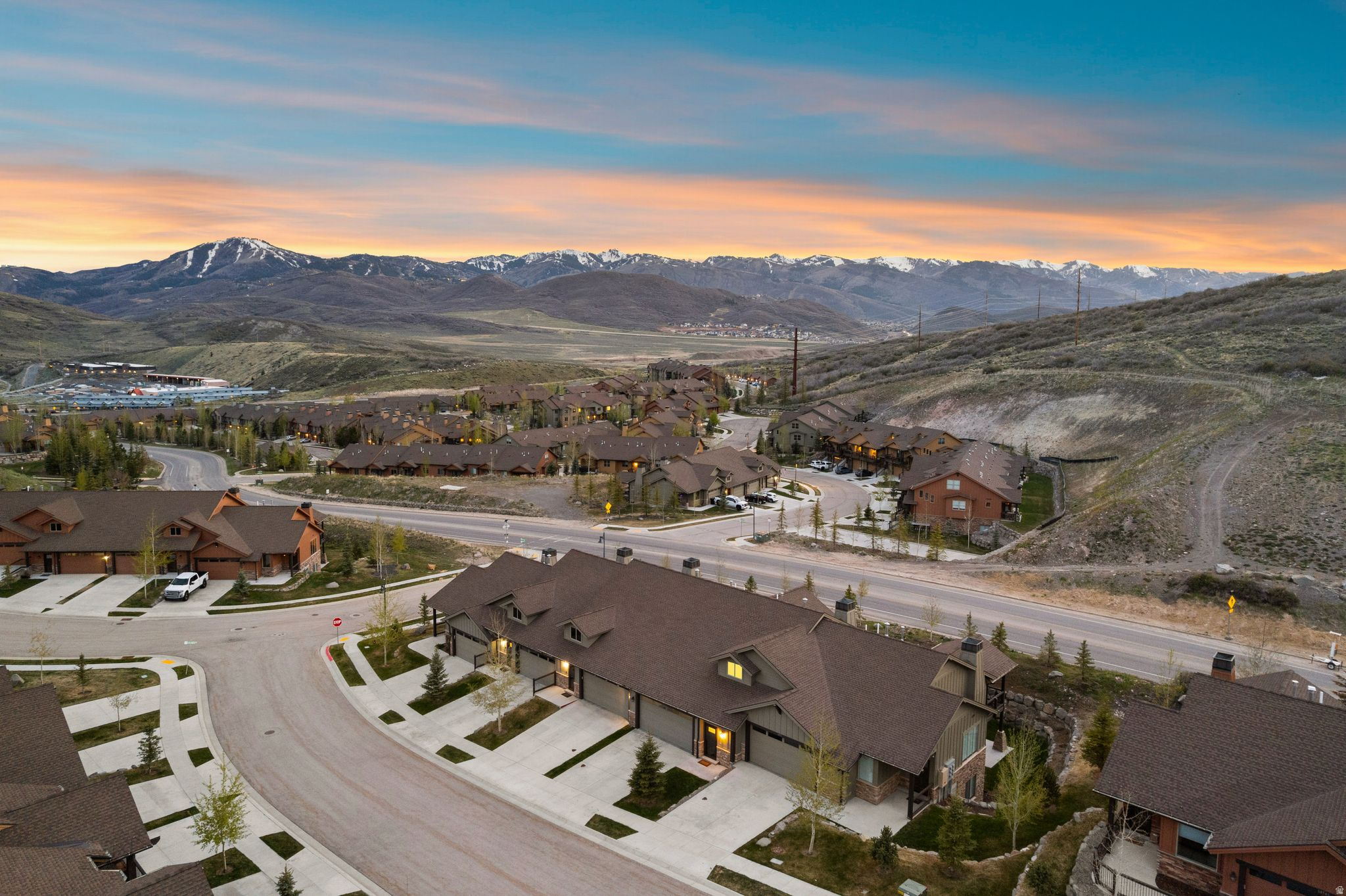 BLACK ROCK RIDGE - Residential