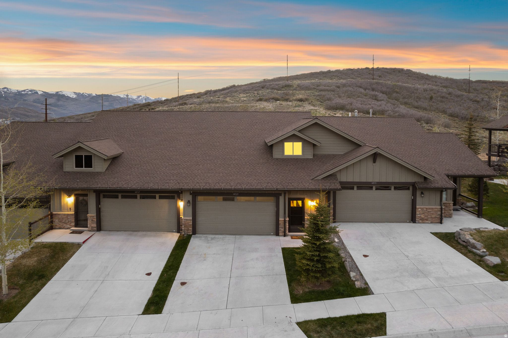BLACK ROCK RIDGE - Residential