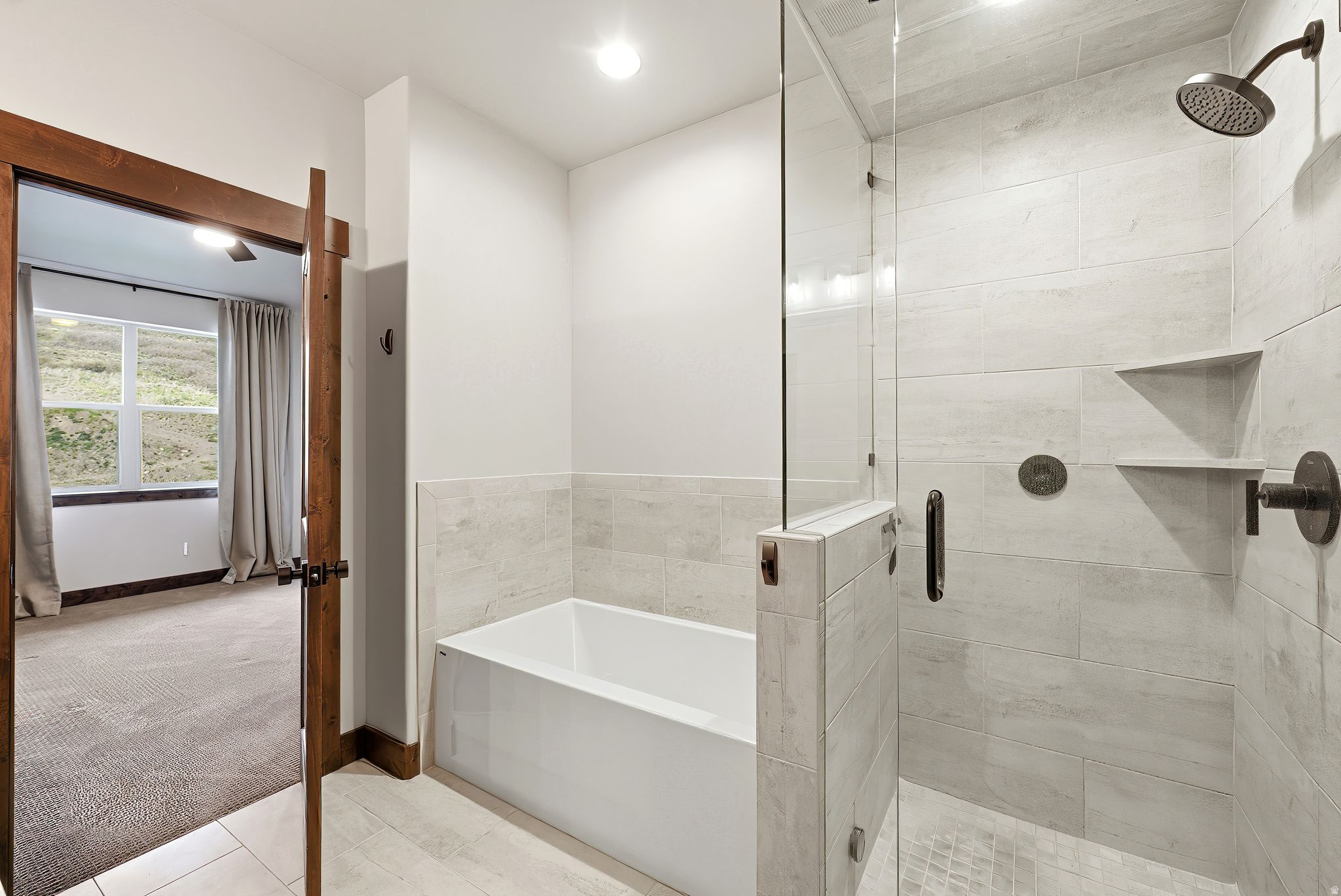 BLACK ROCK RIDGE - Residential