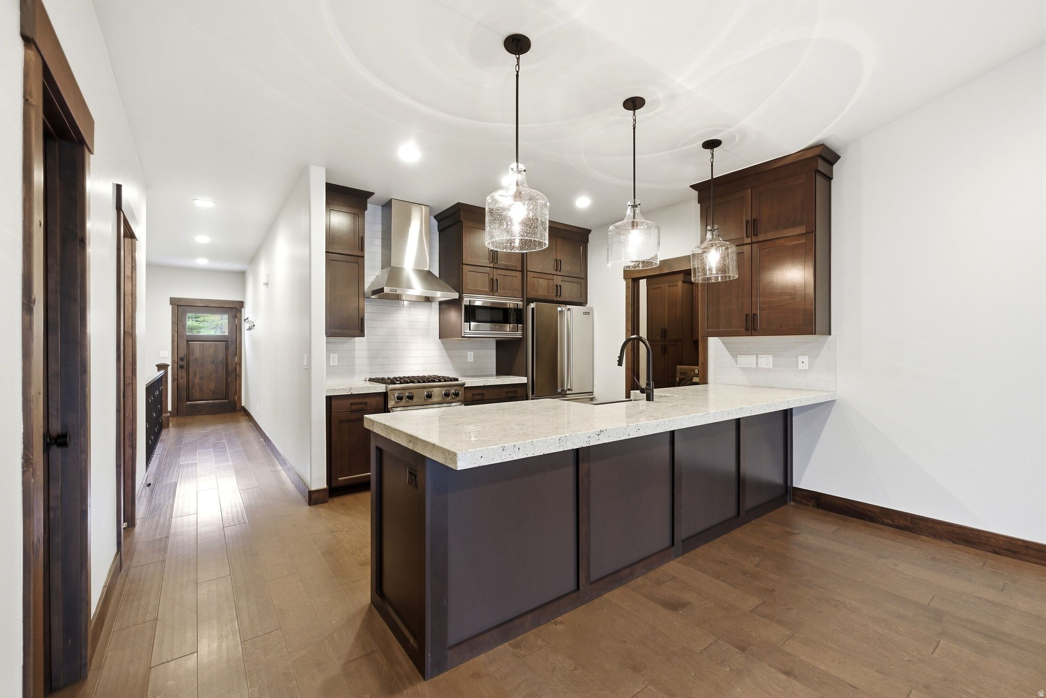 BLACK ROCK RIDGE - Residential