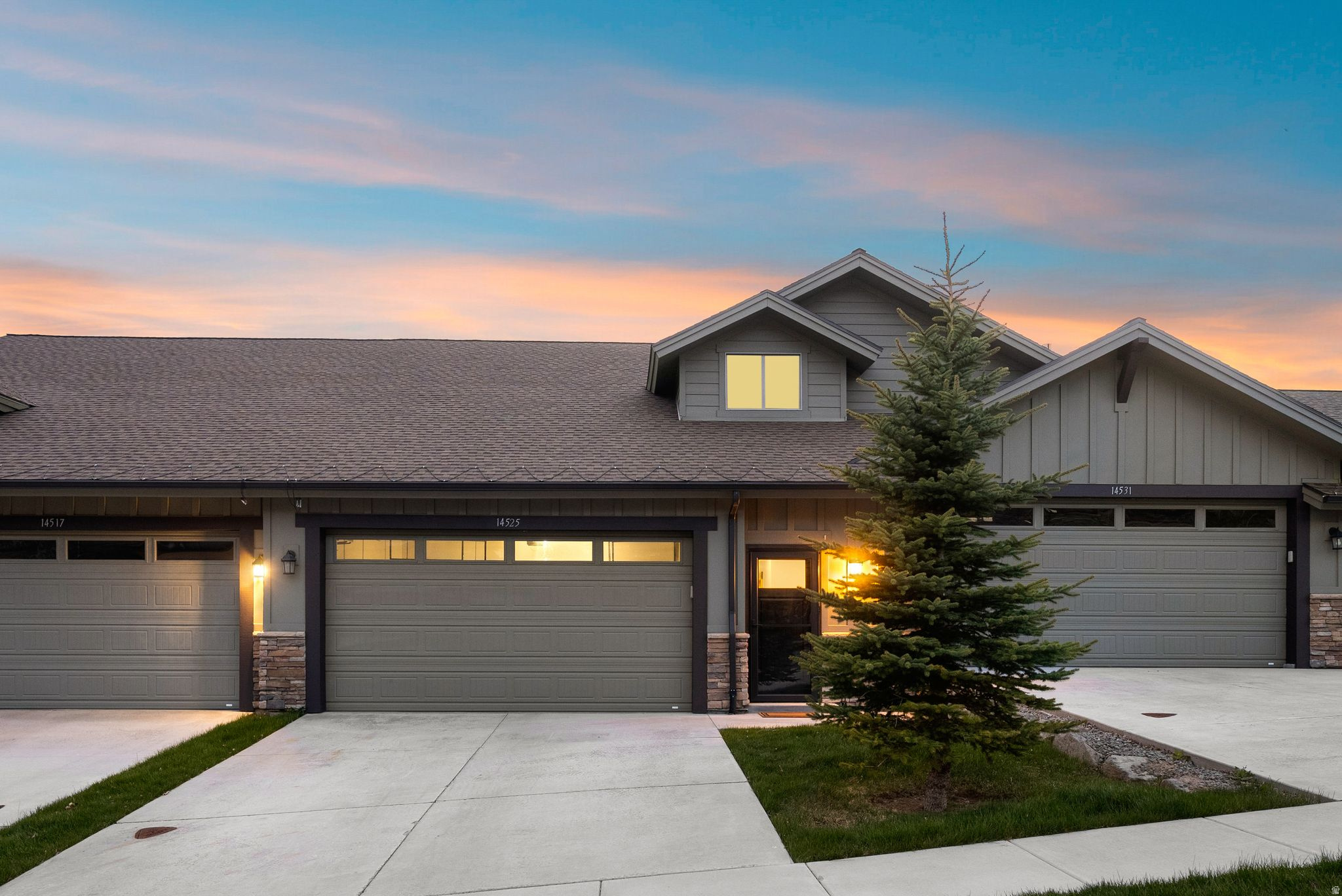 BLACK ROCK RIDGE - Residential