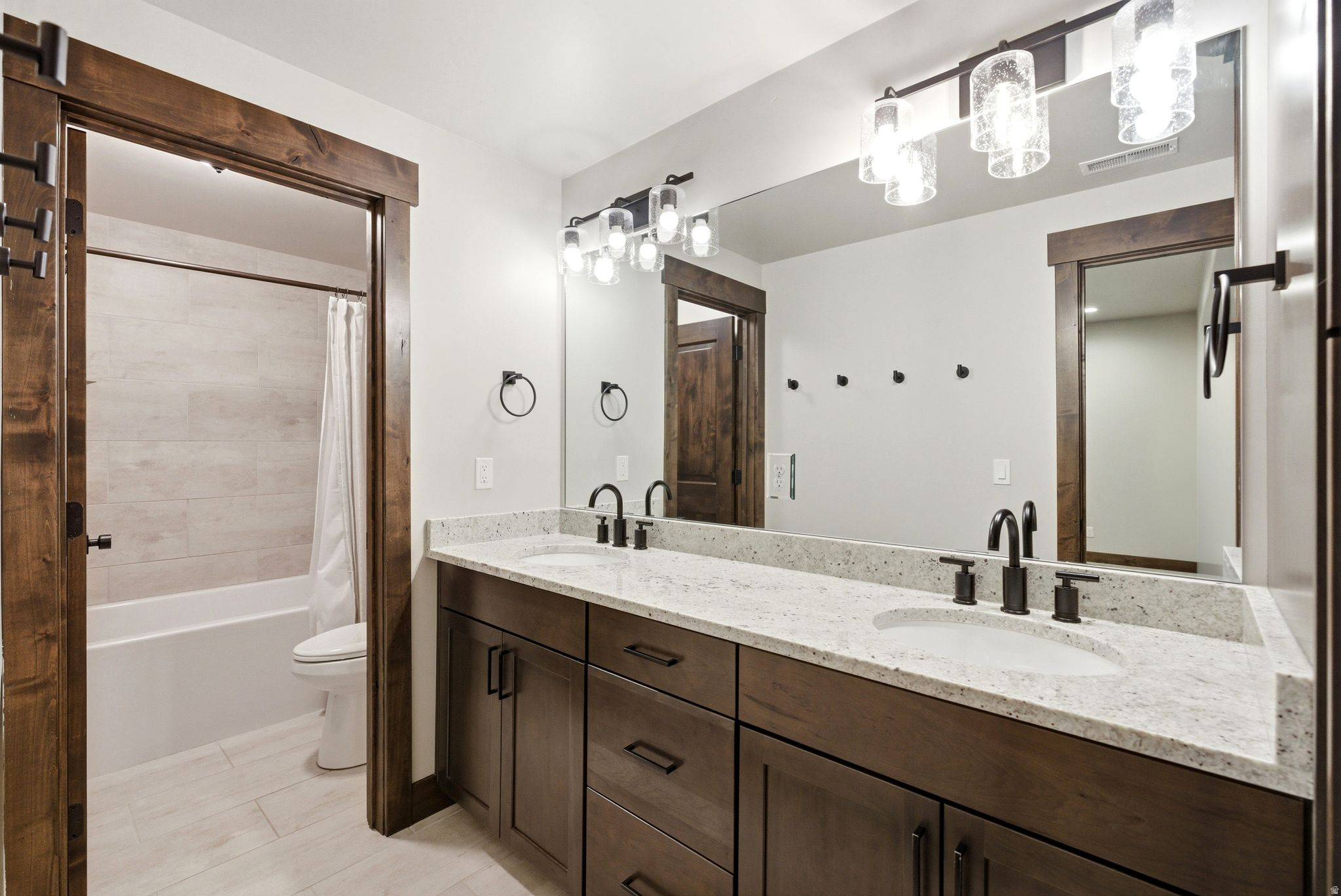 BLACK ROCK RIDGE - Residential