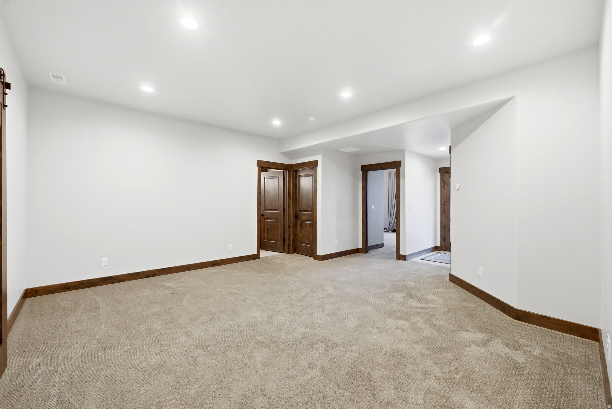 BLACK ROCK RIDGE - Residential
