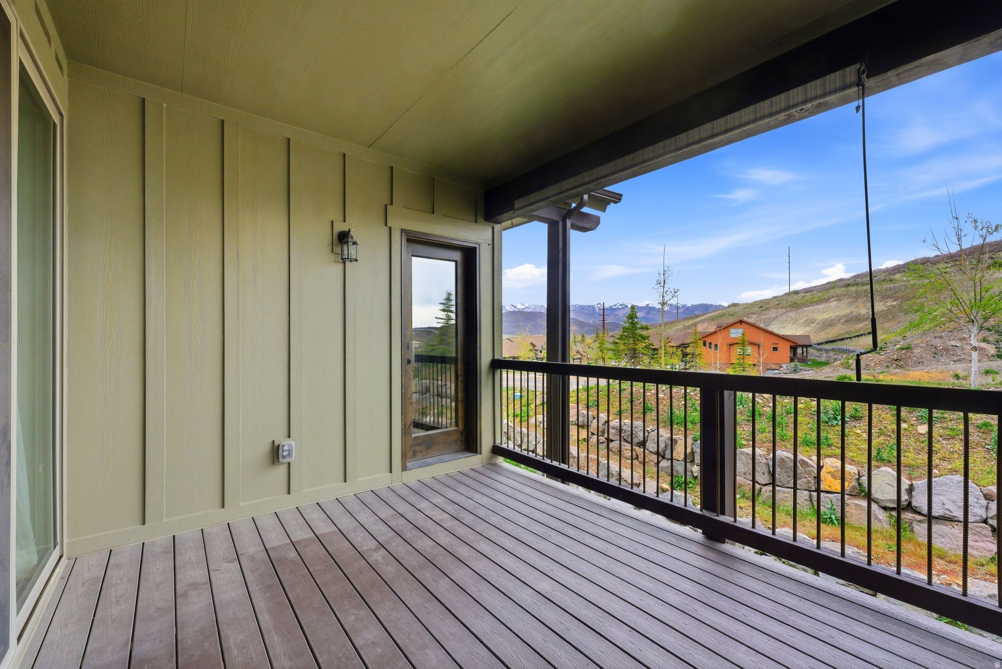 BLACK ROCK RIDGE - Residential