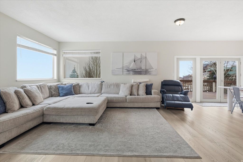 Photo of 538 W RASPBERRY PATCH RD, Garden City, UT 84028 (MLS # 2132226)