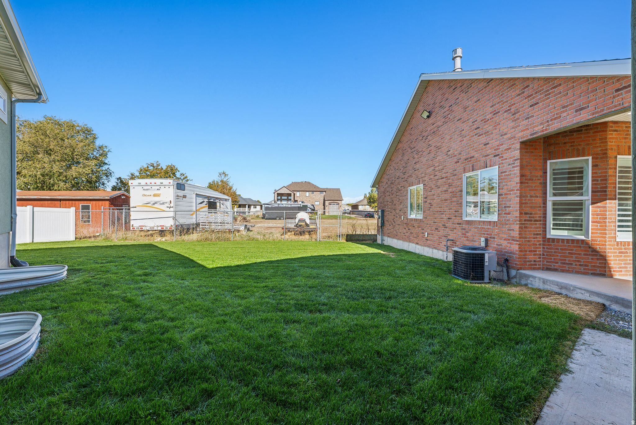 PIPER GLEN - Residential